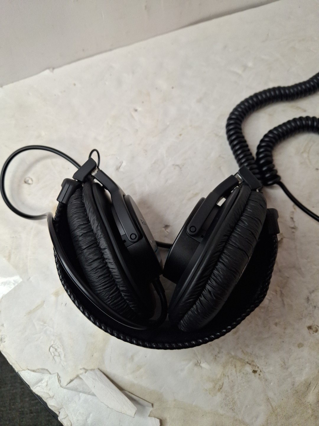 Sony MDR-7506 Sound Monitor Headphones (Black) Bag And Jack Excellent Condition