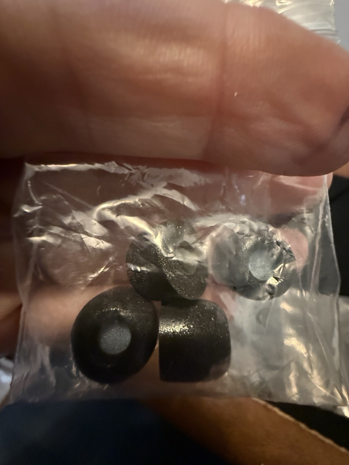 Bang & Olufsen Beoplay H5 Wireless Bluetooth Earbuds – Black. Tested! Read Desc
