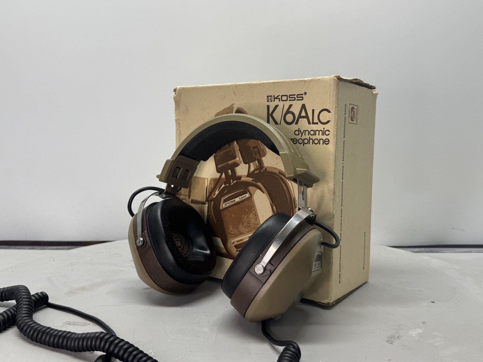 Koss K/6ALC Headphones Vintage Stereo Over Ear Wired HiFi Home Audio