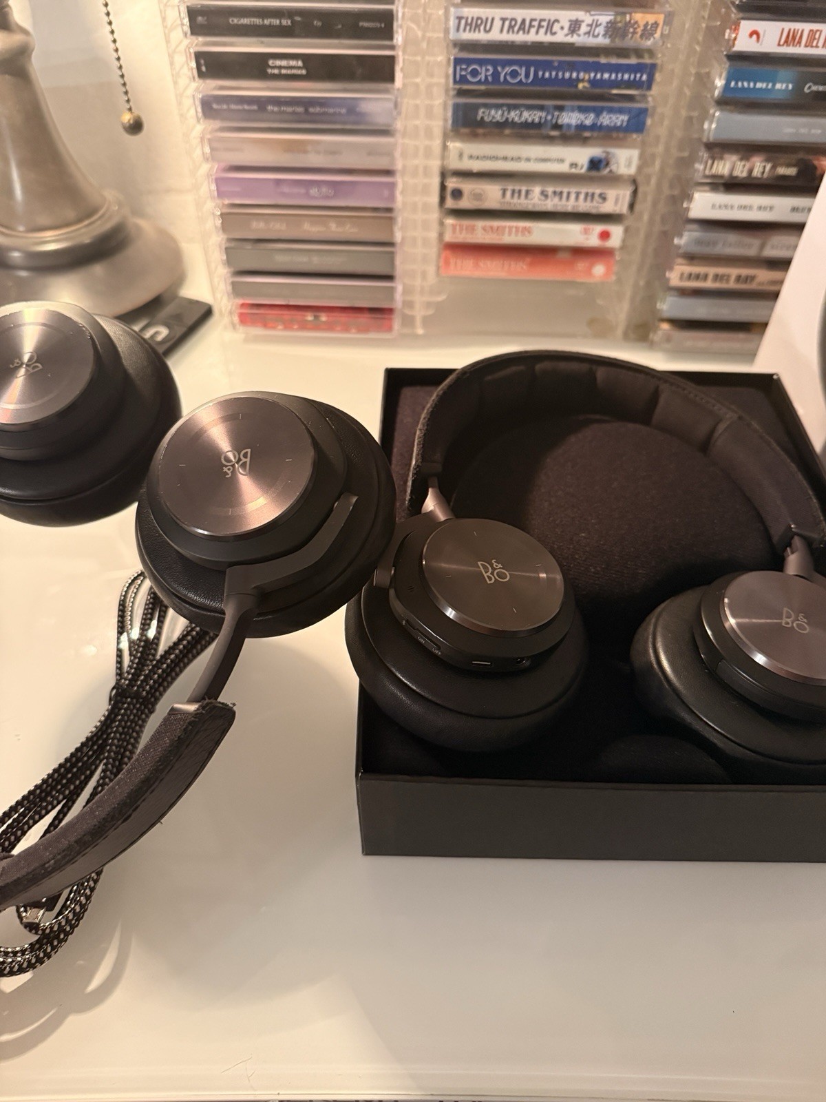 Beoplay H7 Wireless Headphones Bang&Olufsen +EXTRA PAIR OF HEADPHONES FOR PARTS