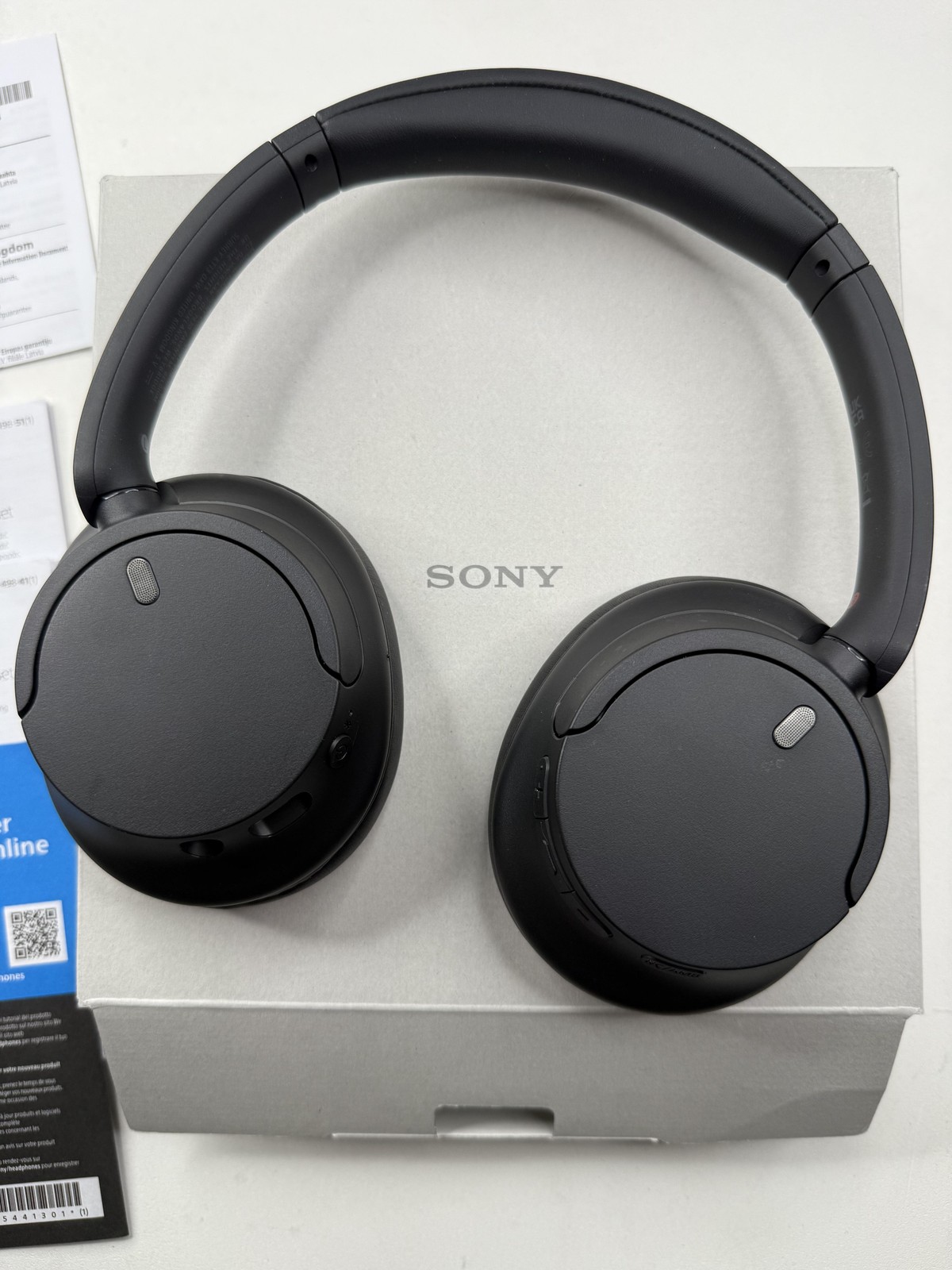 Sony WH-CH720N Wireless Noise Cancelling Headphones Black Bluetooth Over-Ear ANC