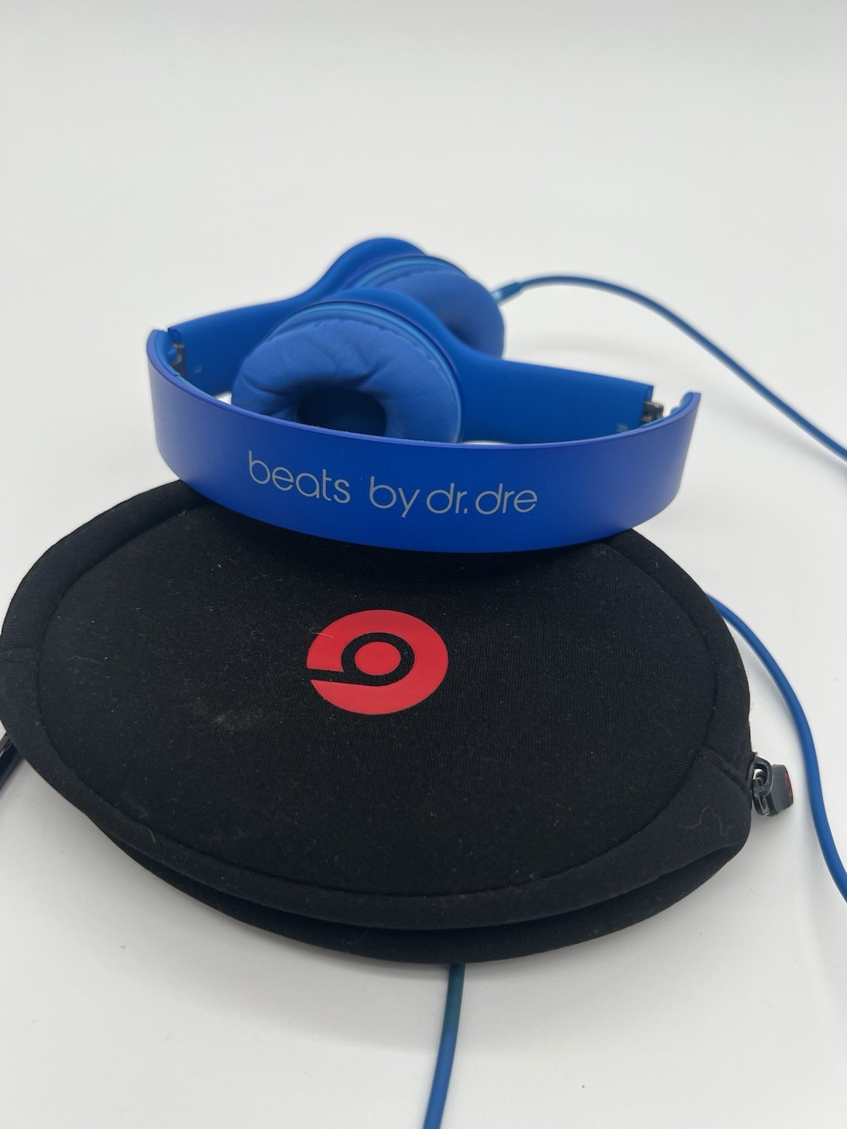 Beats by Dr. Dre Solo2 Blue Wired On-Ear Headphones 3.5mm w/ Carrying Case