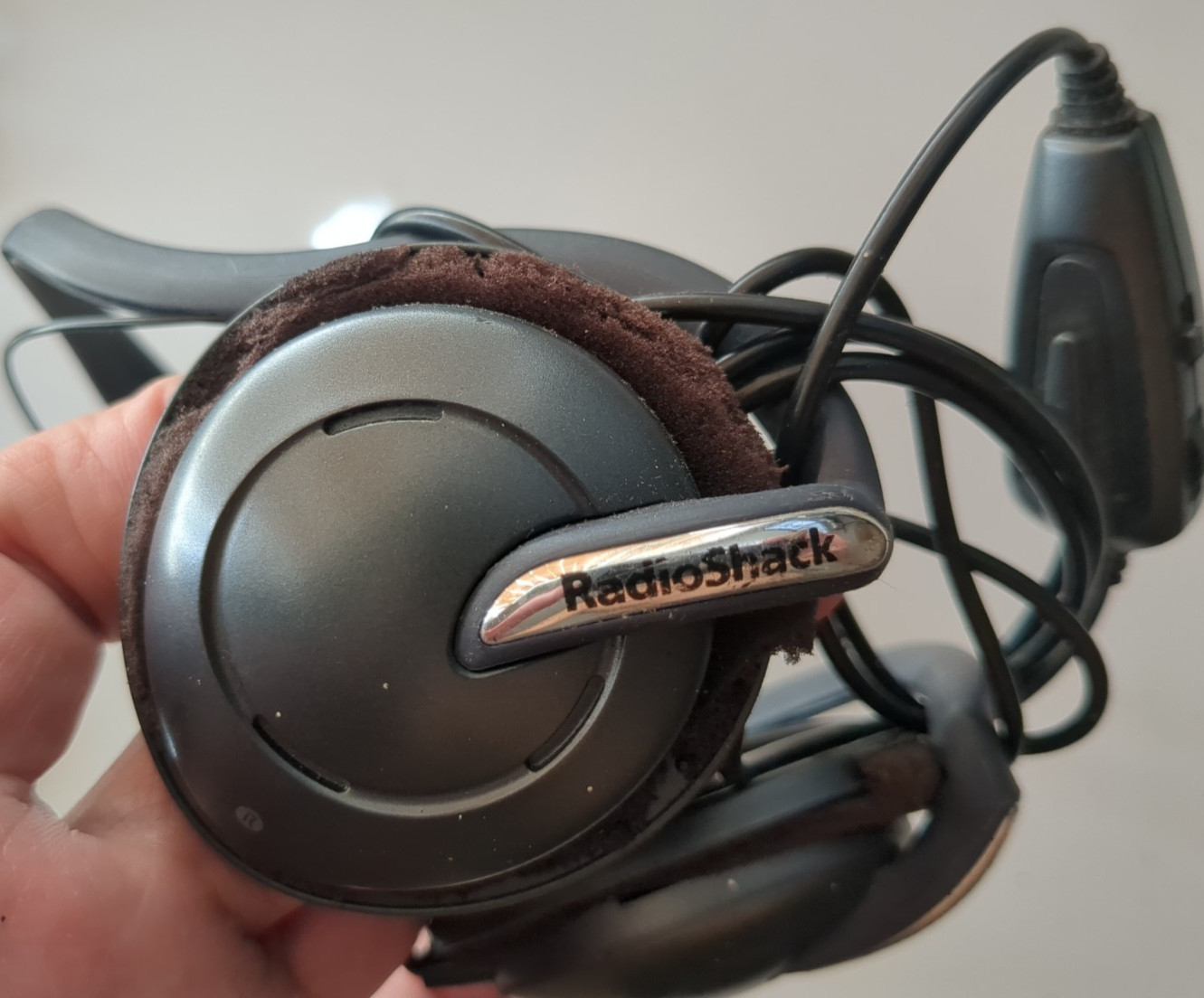 Vintage lot of 5 Headphones AWAI, Radio Shack, Nova-42, Centrios Noise Canceling