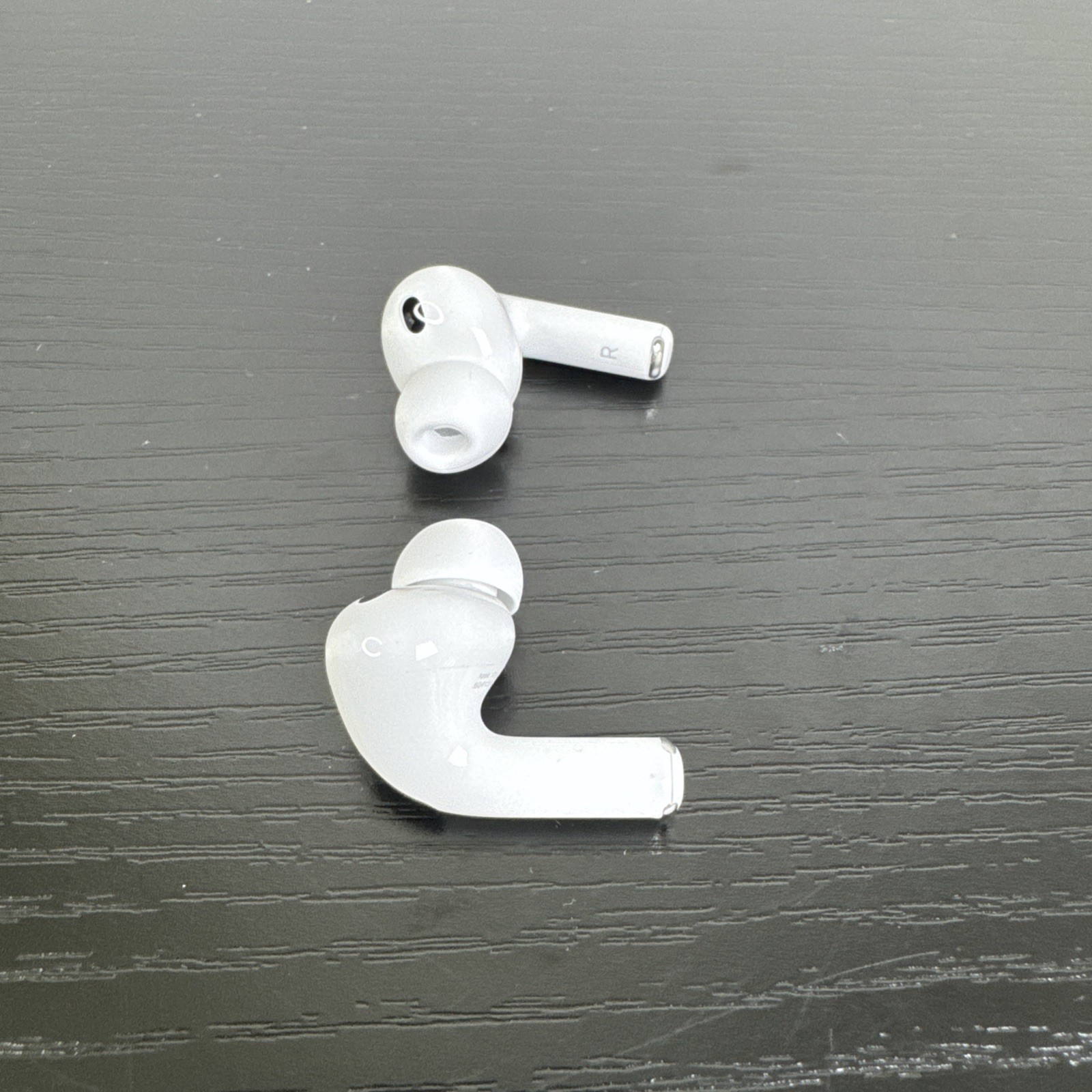 Apple AirPods Pro 3rd Wireless Active Noise Cancelling Earbuds MFHP4LL/A No Case
