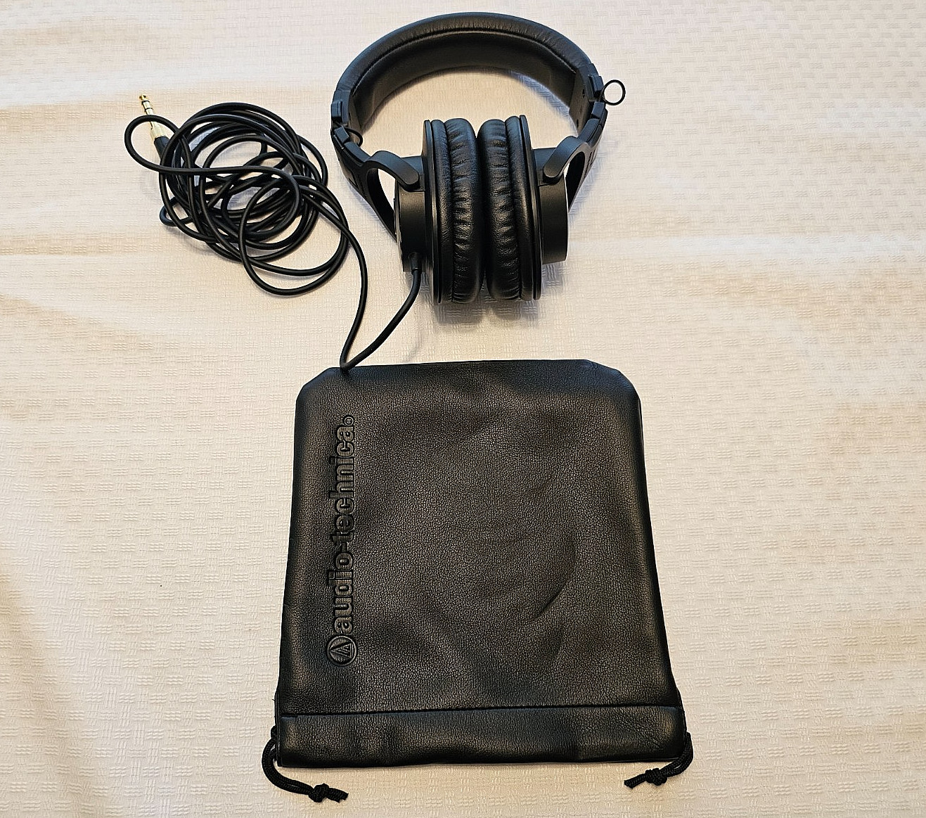 Audio-Technica ATH-M50X Professional Over Ear Headphones – Black