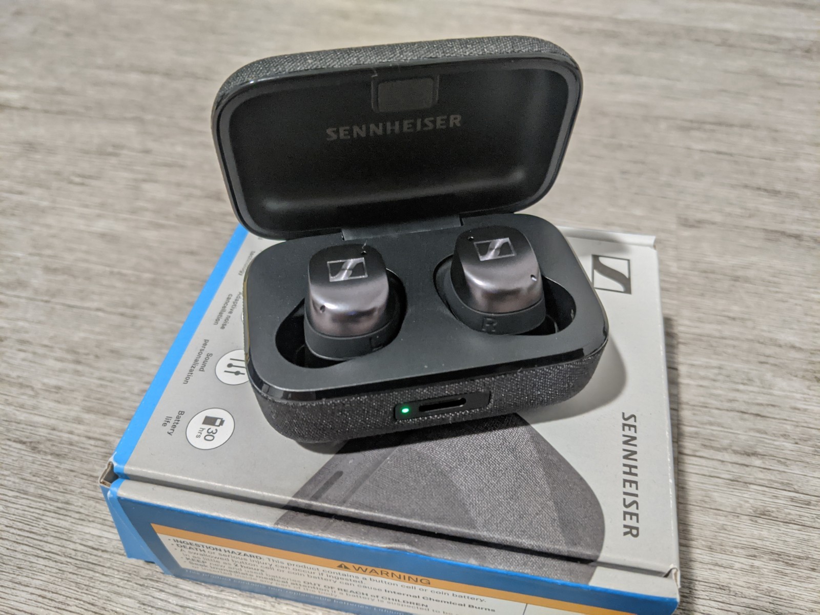 Sennheiser Momentum True Wireless 4 earbuds MTW4 Black Graphite BRAND NEW