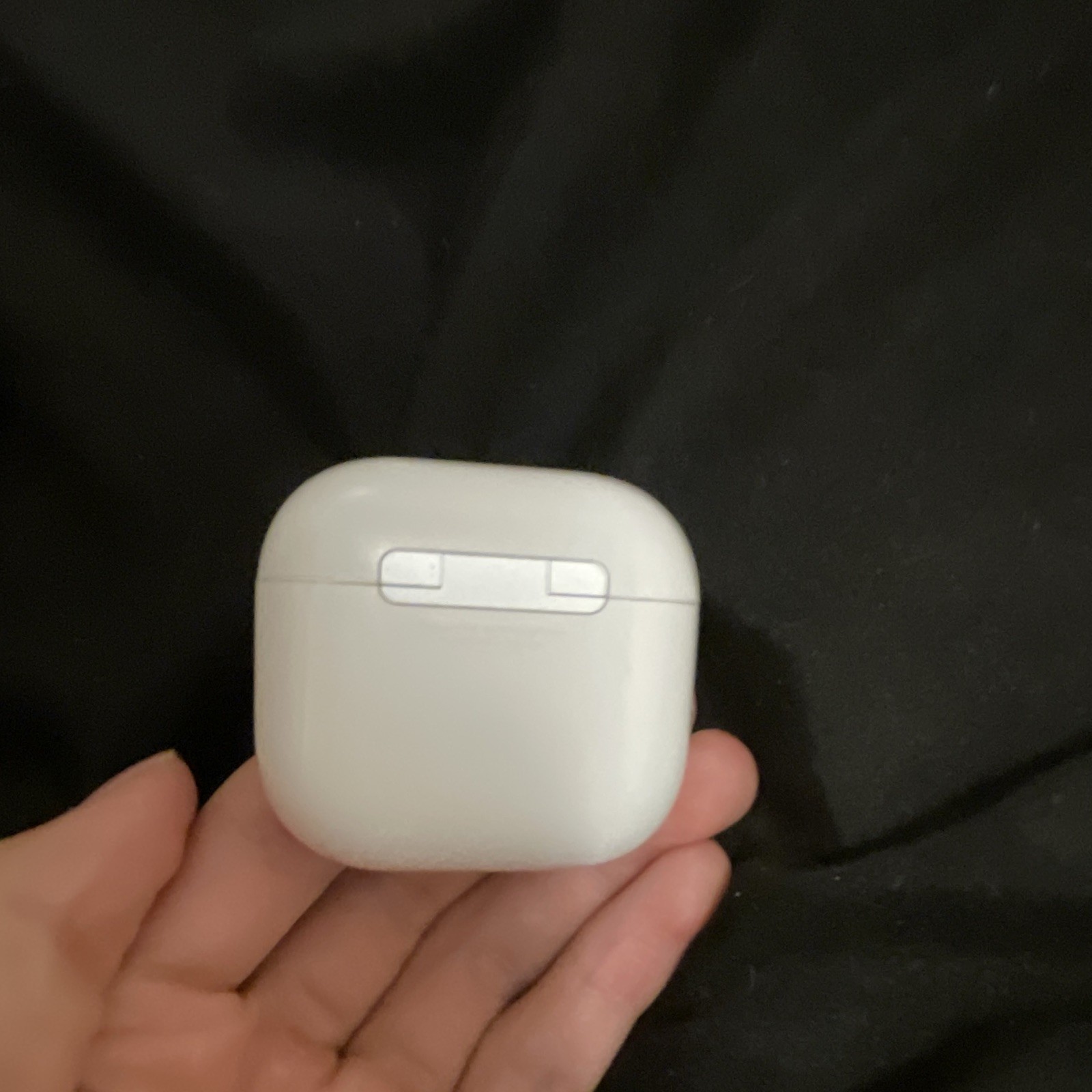 Apple AirPods4 with noice cancellation