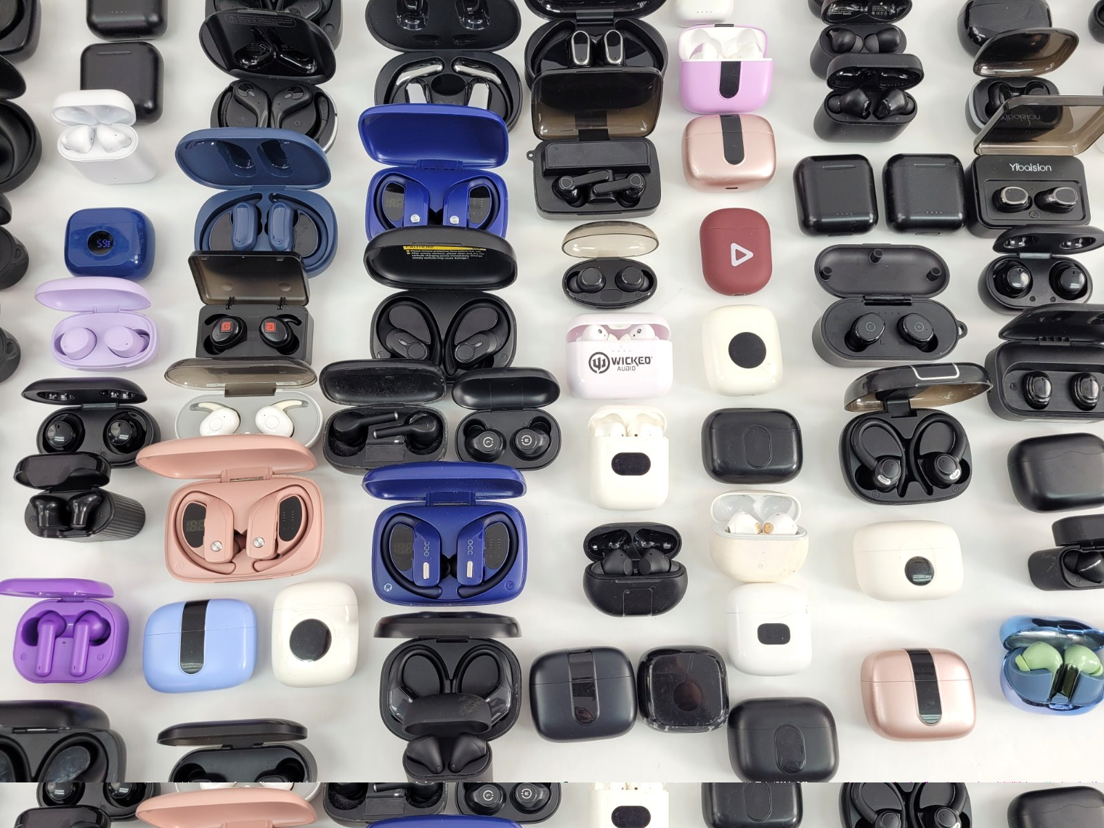 LOT OF 100 Skullcandy JLAB TOZO ONN Helix Generic In-ear Bluetooth Earbuds (3)