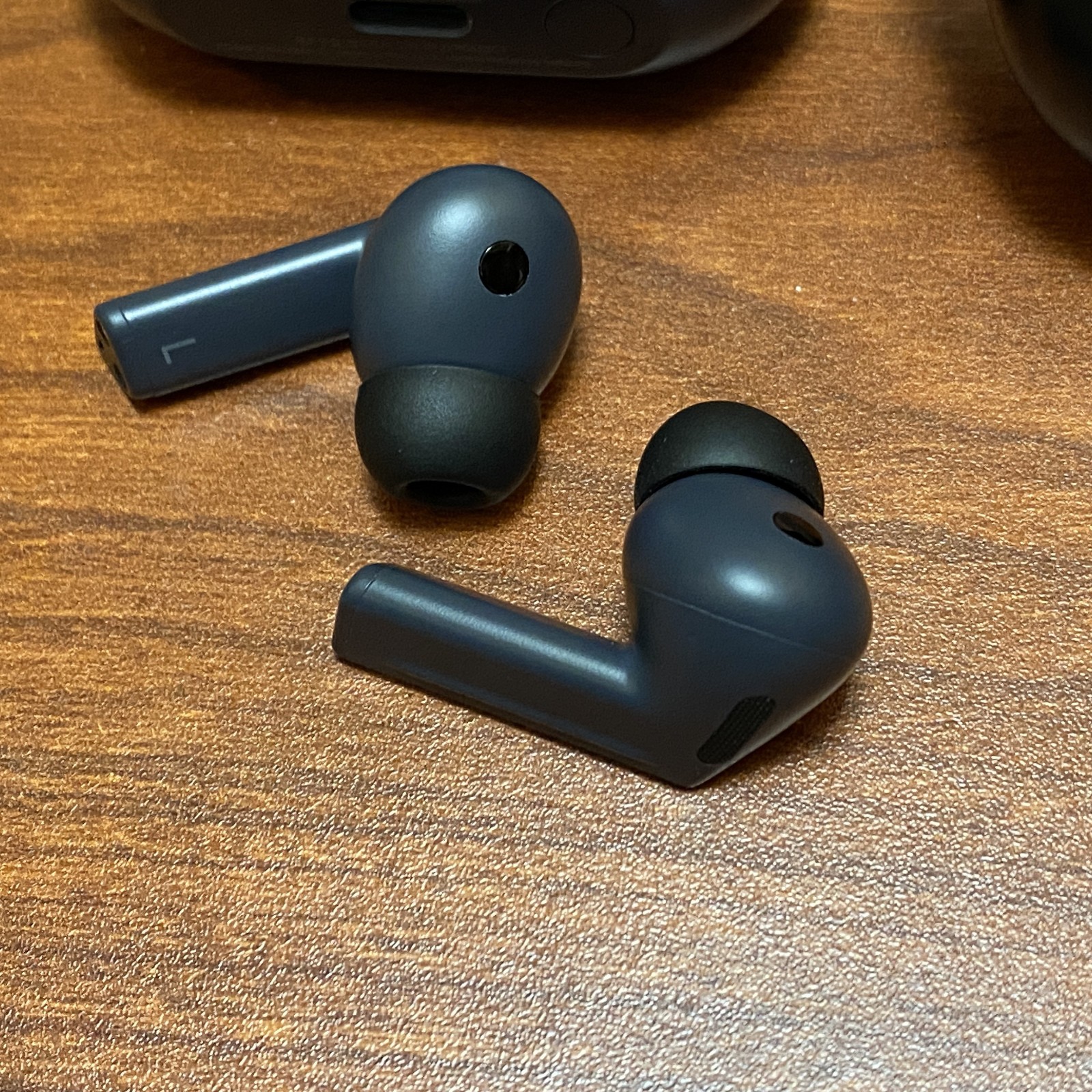 Samsung Galaxy Buds3 FE Earbuds Wireless Headphones +Extras -Black -XLNT