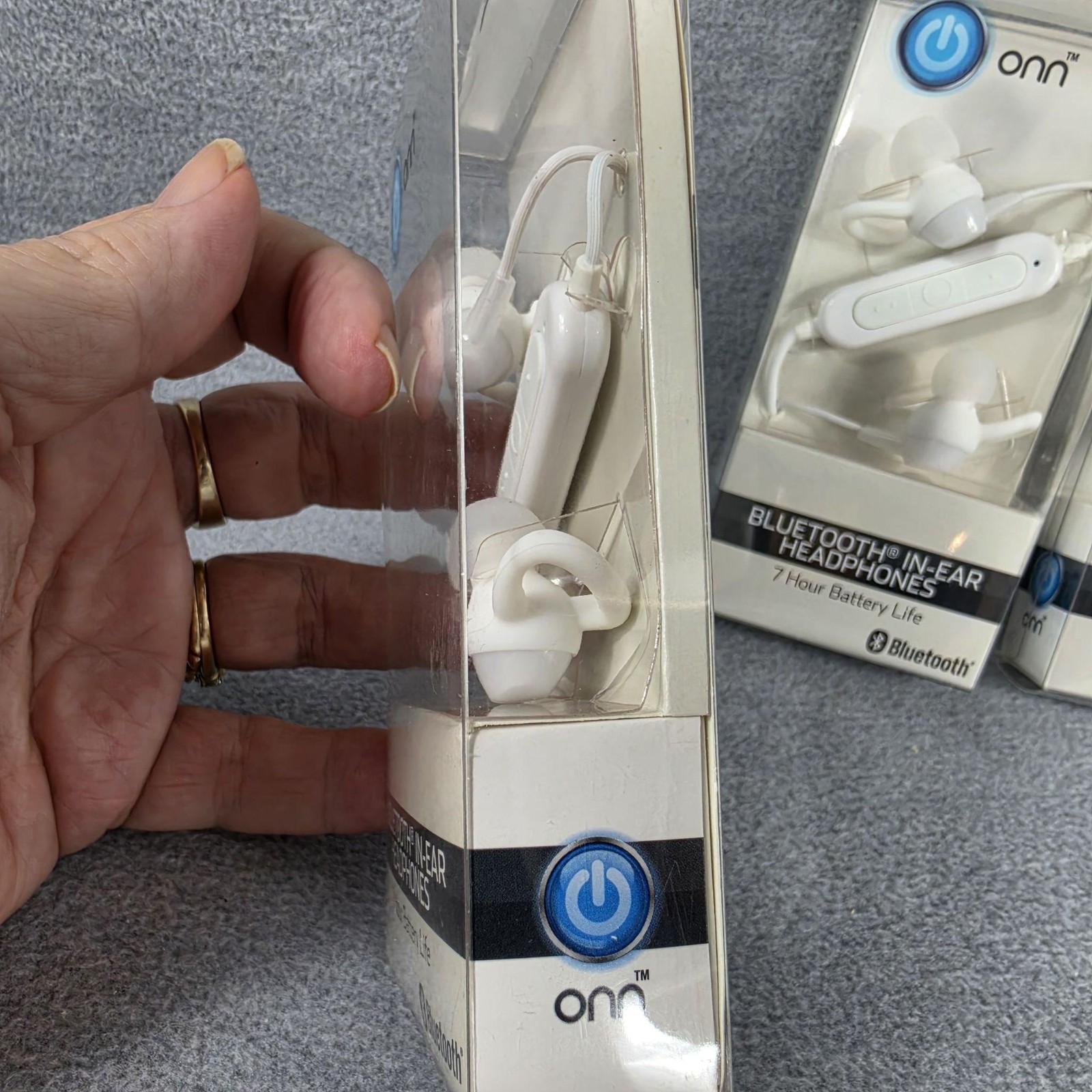Onn White Bluetooth In-Ear Headphones ONA18AA014 Wireless Stereo Lot Of 3