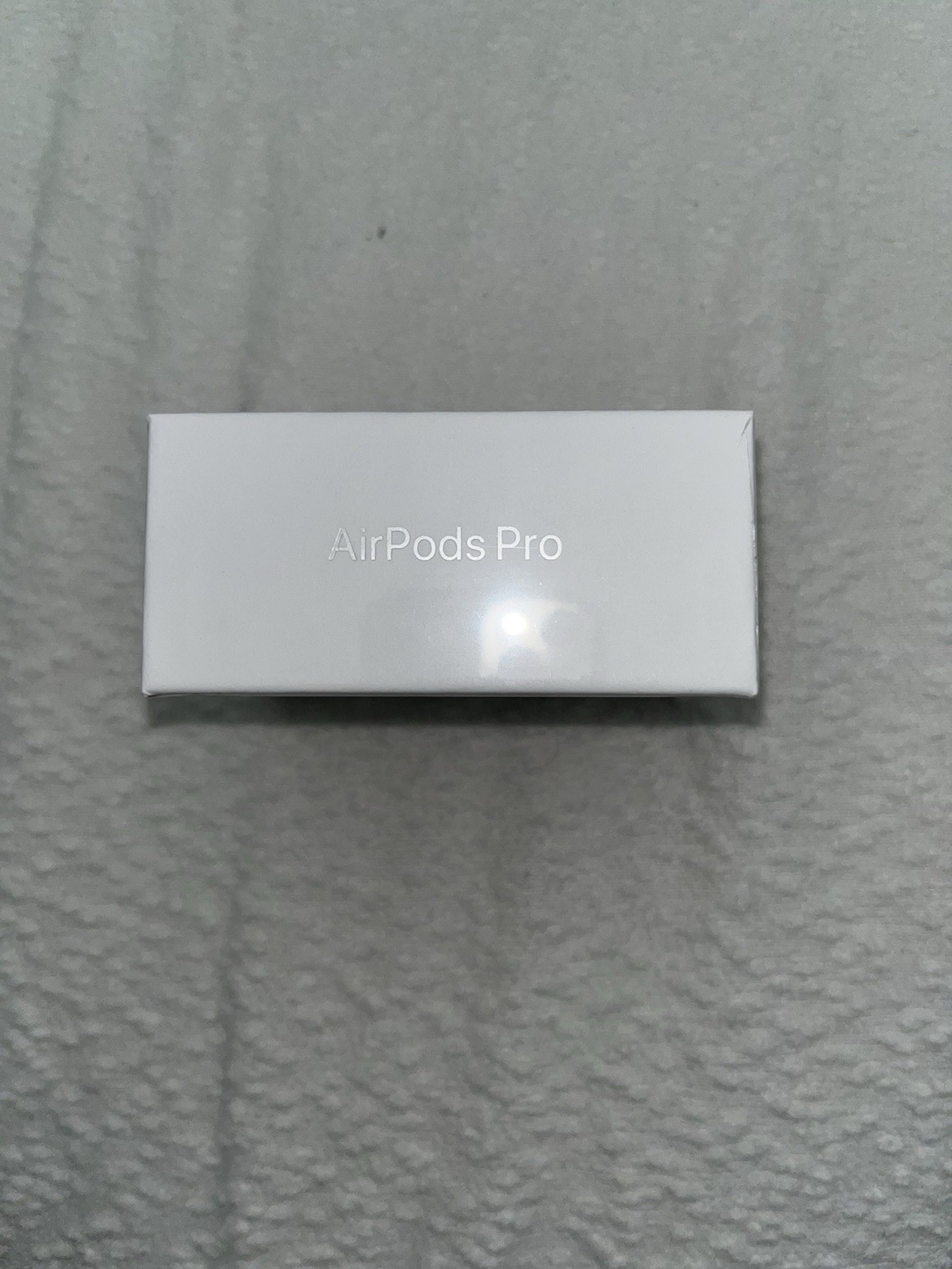 Apple AirPods Pro 3 White ANC In-Ear Wireless Earbuds USB-C Bluetooth MPN