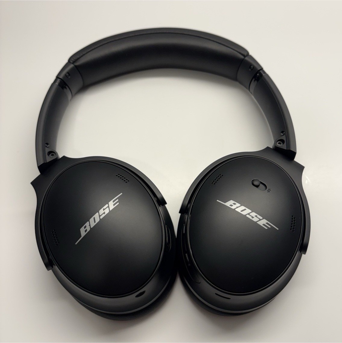Bose QuietComfort Headphones Basically new