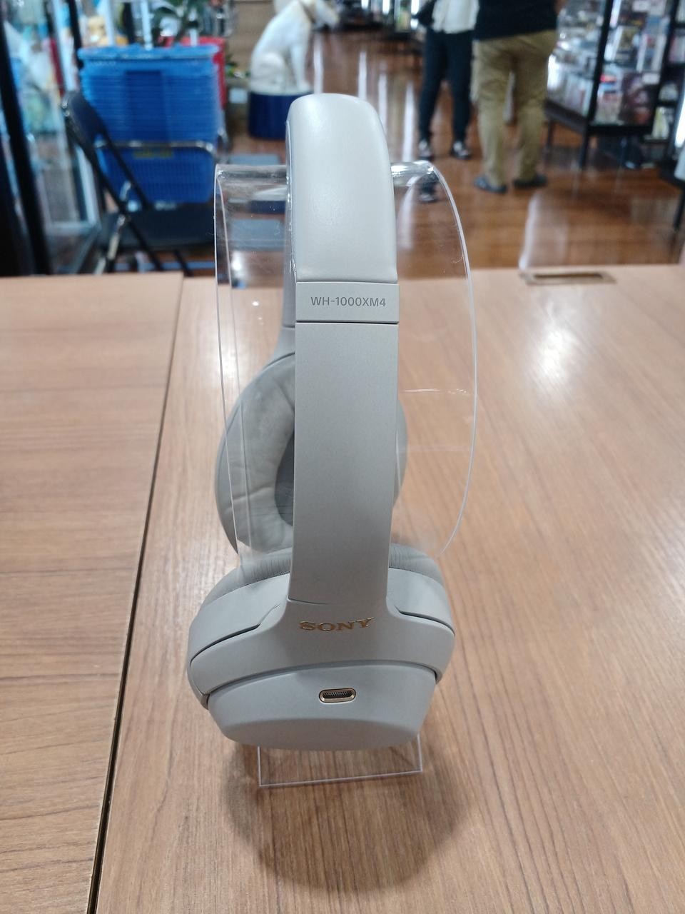 Sony WH-1000XM4 Wireless Over-Ear Headphones White Imported Tested From Japan