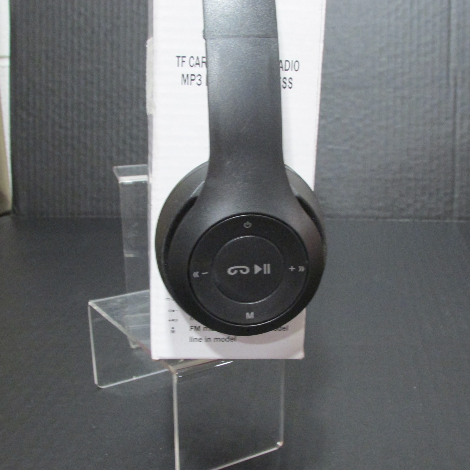 P47 Wireless 5.0+EDR Over-Ear Headphones w/ Mic, FM Radio, MicroSD, Foldable – B