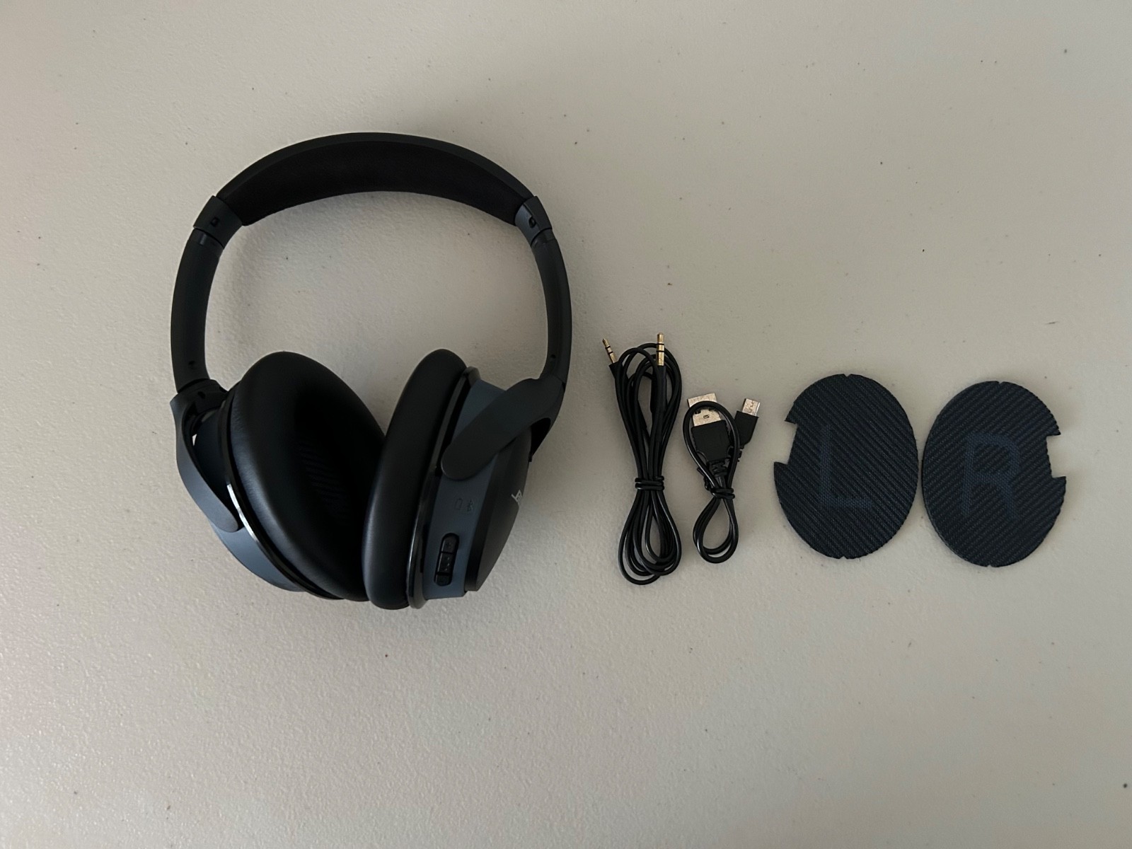 Bose QuietComfort 35 II Bluetooth Wireless Headphones – Black (789564-0010)