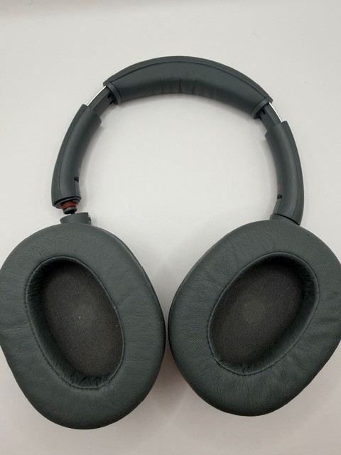 Sony – ULT WEAR Wireless Noise Canceling Headphones – Forest Gray(FOR PARTS)