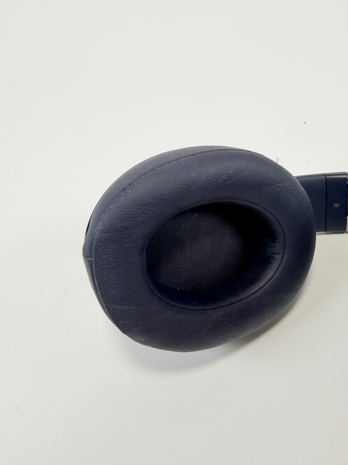 Beats by Dr. Dre Studio3 Bluetooth Over-Ear Headband Headphones Navy Blue