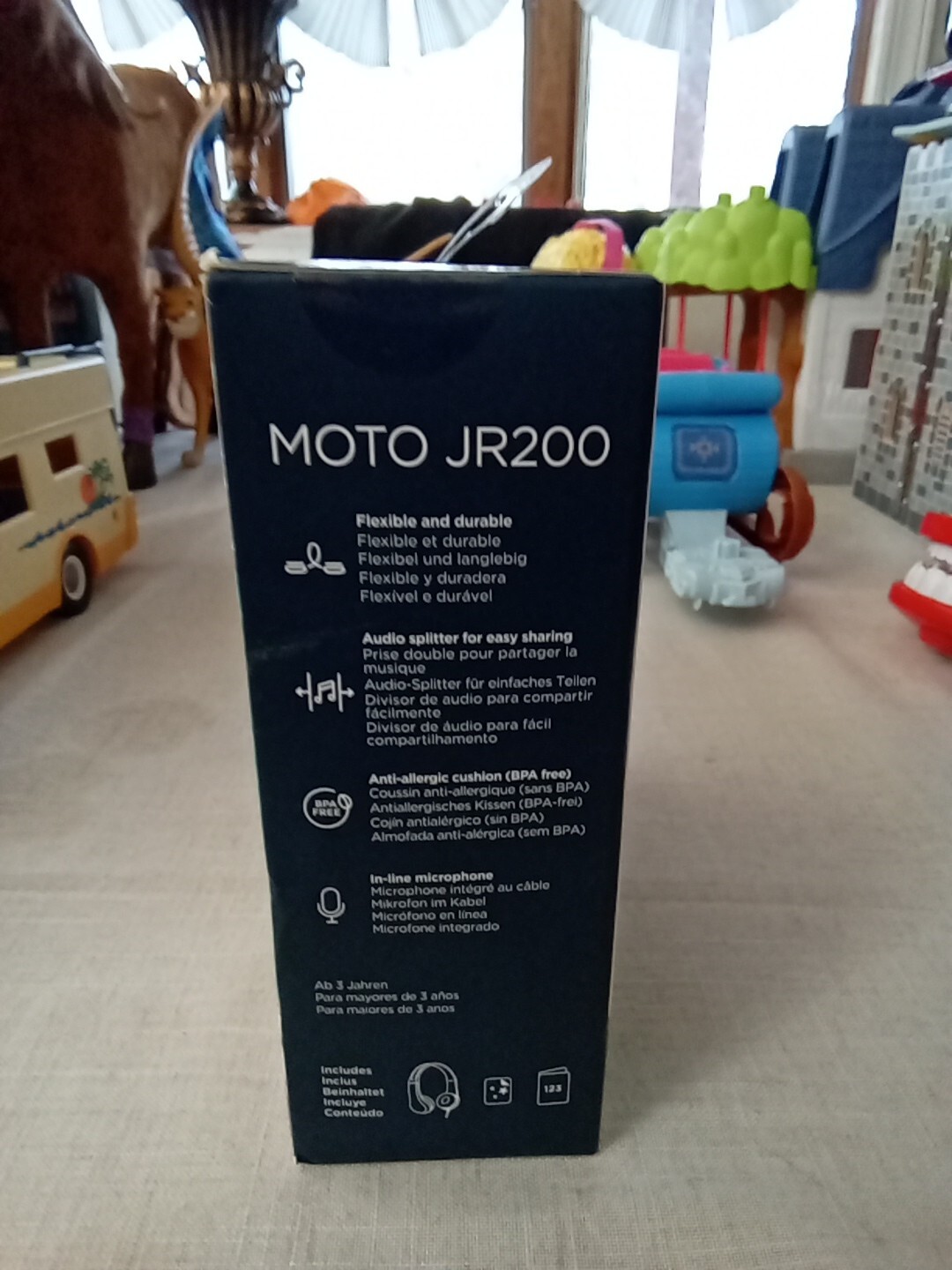 MOTOROLA JR200 BLUE KIDS WIRED Headphones, new sealed, us seller.