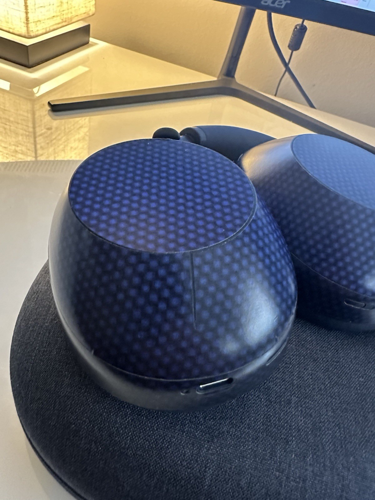CUSTOM SONY WH-1000xm6 Carbon Fiber Blue & Wicked Cushions + Brainwavz Earcups
