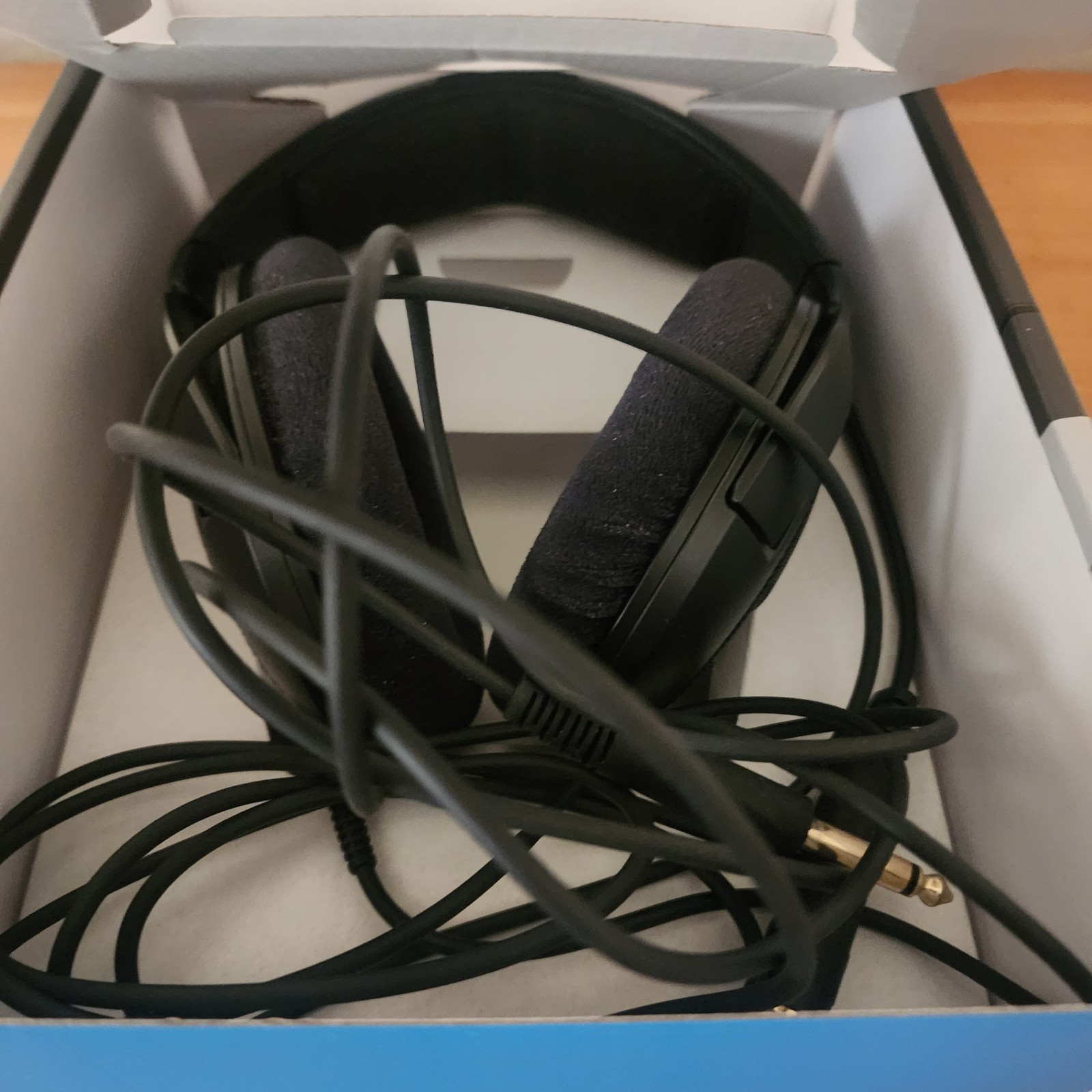Sennheiser HD 560S Headphones With Original Box and Adapter Reference Open Back