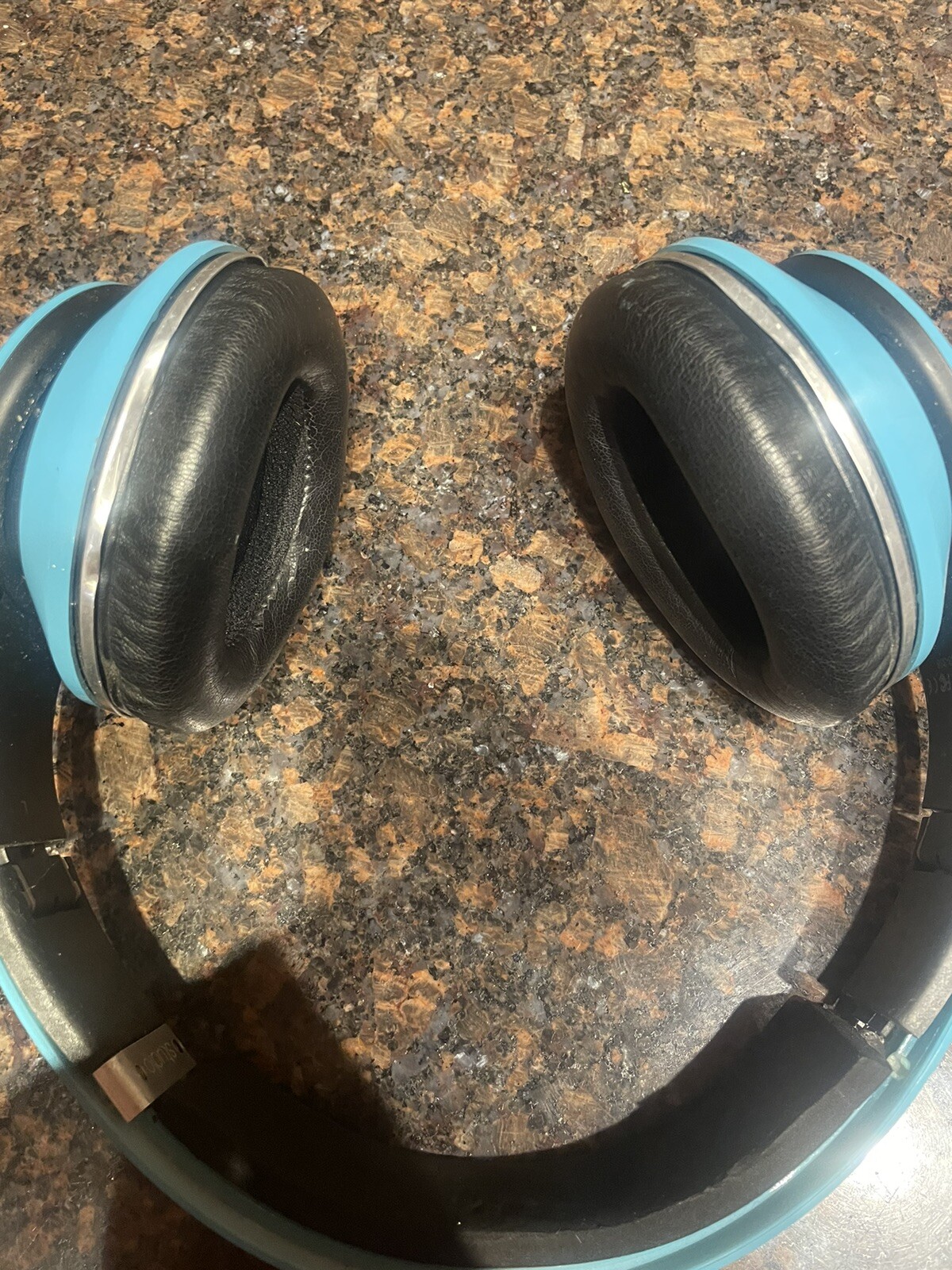 China Monster Beats by Dr. Dre Rare Knockoffs Light Blue/Red- Wired Headphones