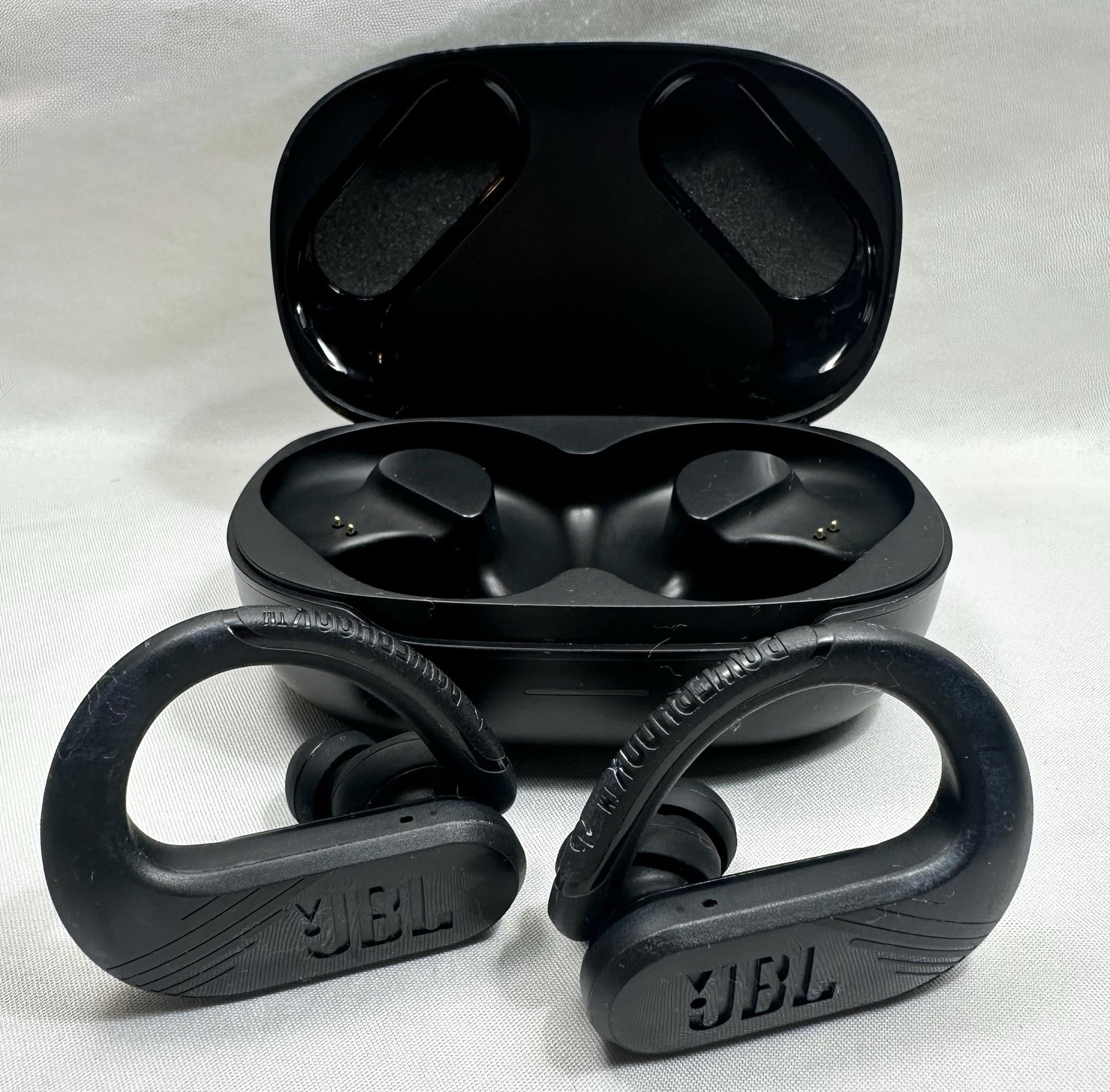 JBL Endurance Peak 3 True Wireless Active Earbuds Used | Poor Condition