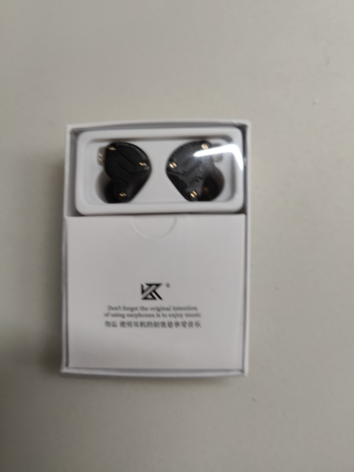 KZ ZS10 Pro, Linsoul 4BA+1DD 5 Driver in-Ear HiFi Earphones w/ Mic, Stone black
