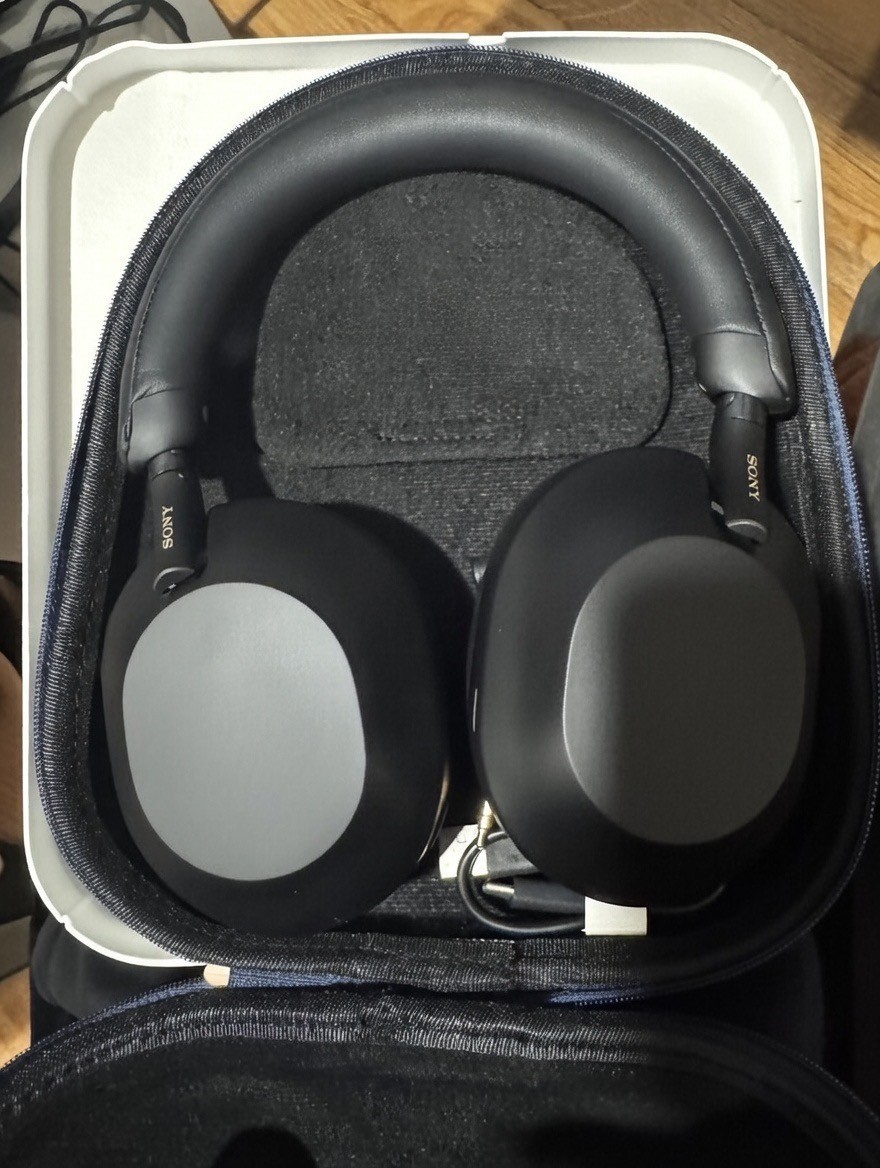 Sony WH-1000XM5 Wireless Noise Cancelling Headphones Black ?Free Shipping?