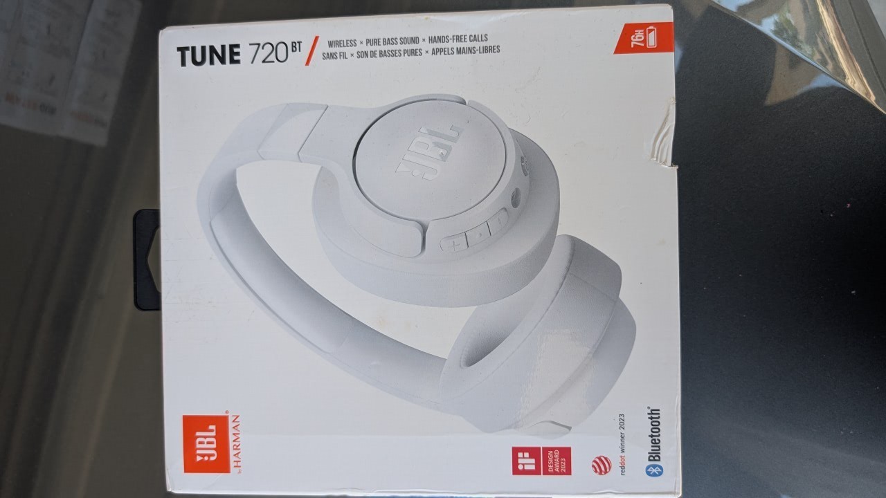 JBL Tune 720BT Wireless Over-Ear Headphones White Bluetooth, USB-C, Pure Bass