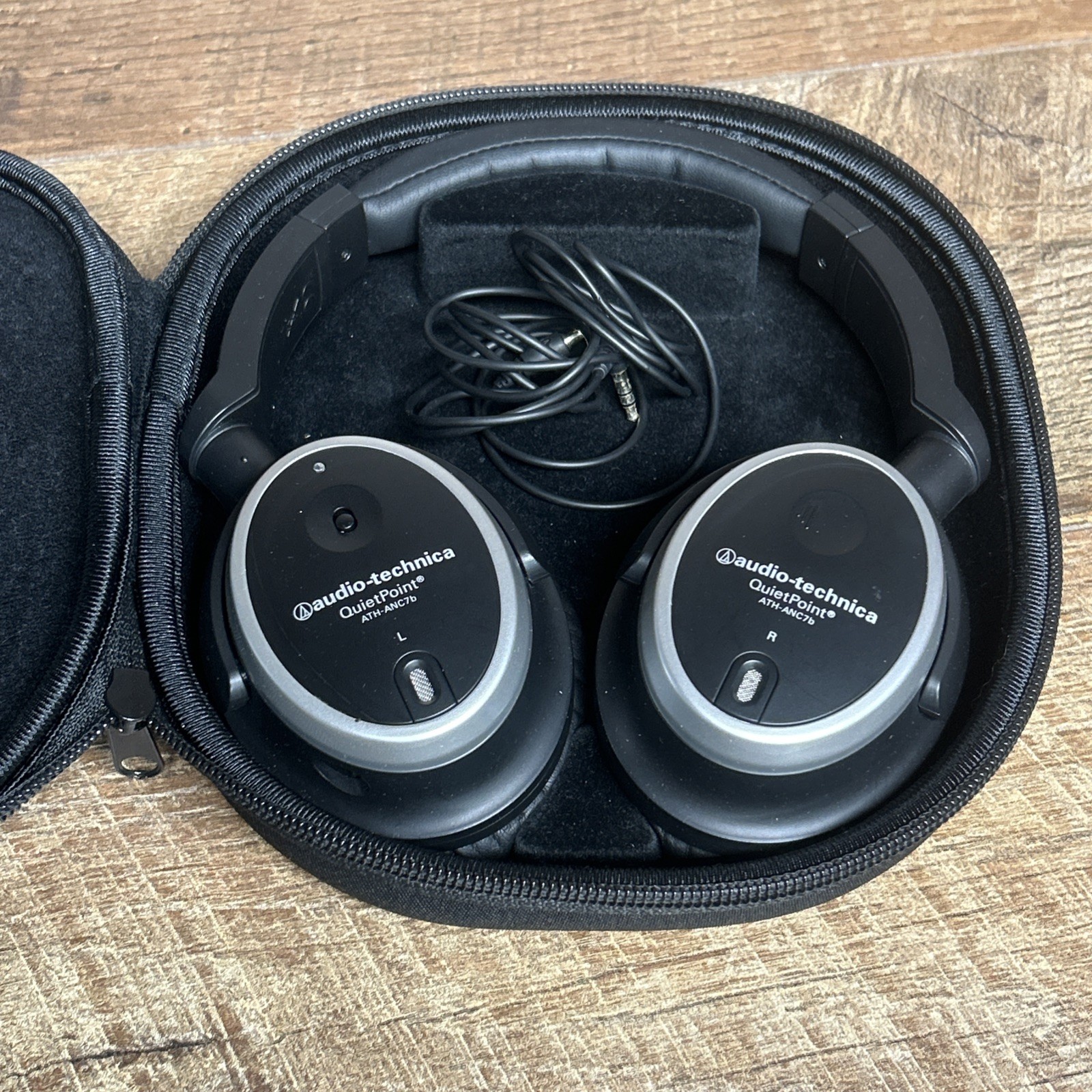 Audio-Technica ATH-ANC7B QuietPoint Active Noise-Cancelling On-Ear Headphones