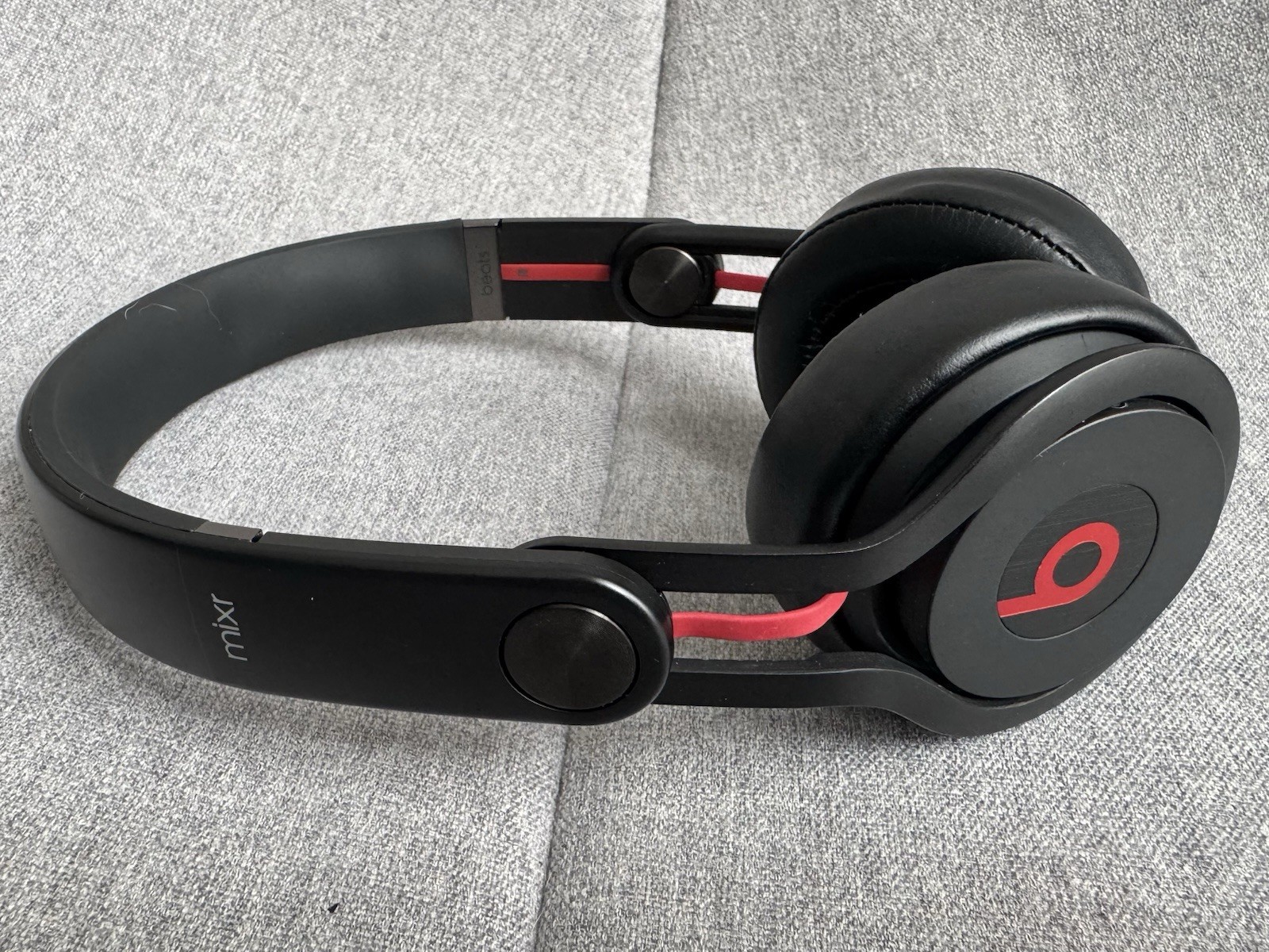 Beats Mixr Mixer Headphones David Guetta Edition Matte Black Limited Edition