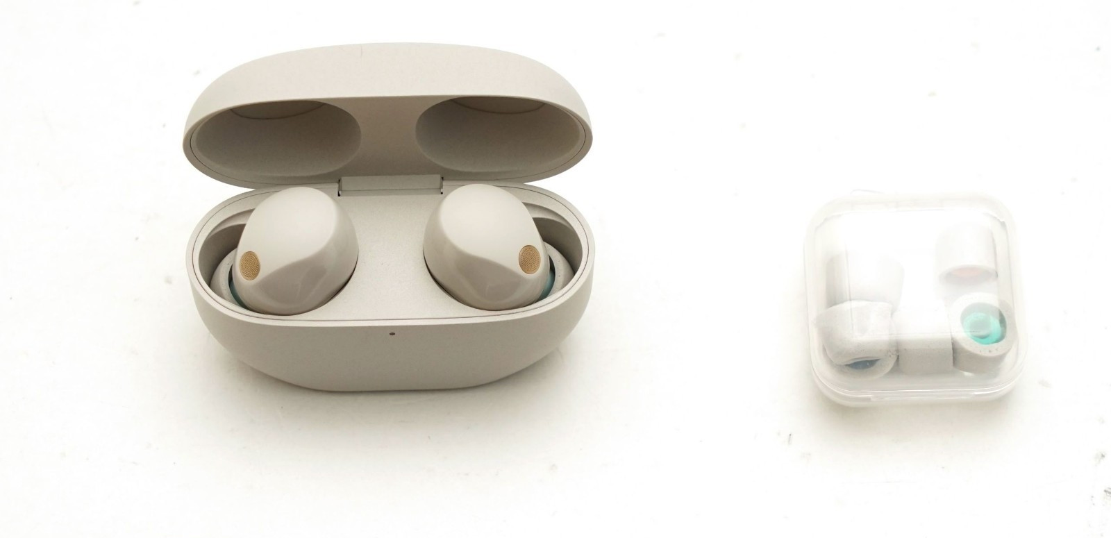 SONY WF-1000XM5/S Headphones Bluetooth Noise Canceling WF1000XM5 Silver/Beige