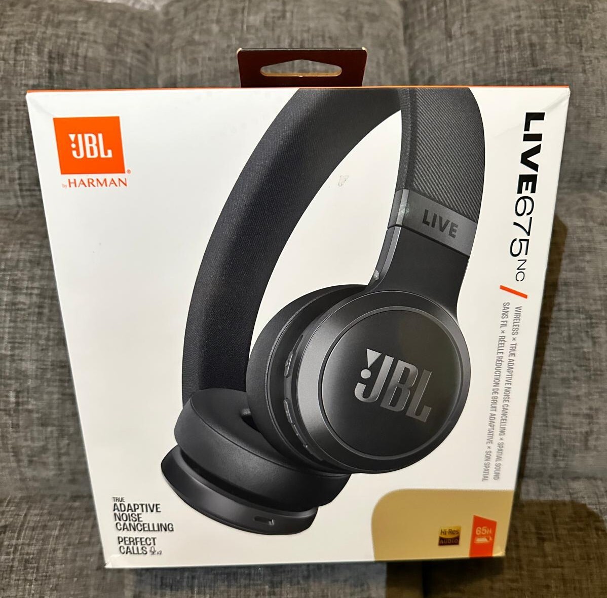 JBL by HARMAN LIVE675NC WIRELESS
