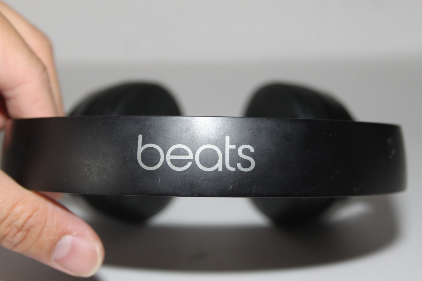Beats by Dr. Dre Beats Solo3 Wireless On-Ear Headphones – Matte Black