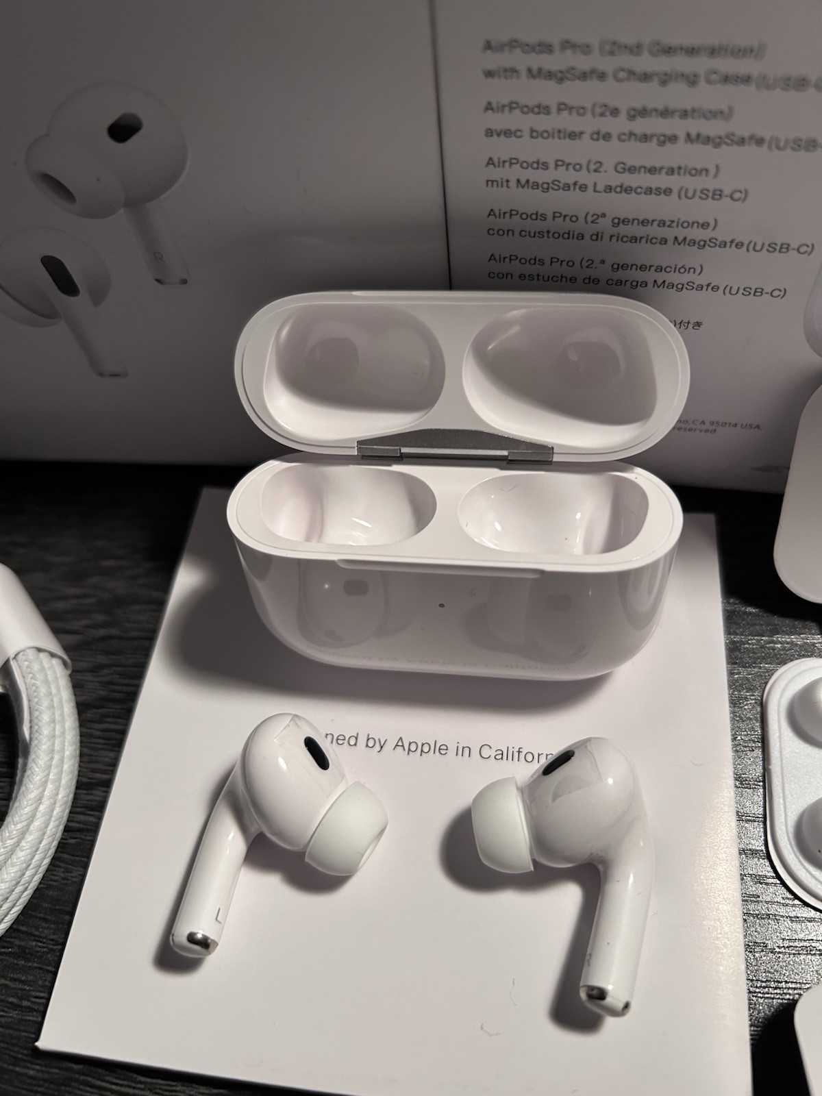Apple AirPods Pro 2nd Gen MagSafe USB-C In-Ear Earbuds ANC White