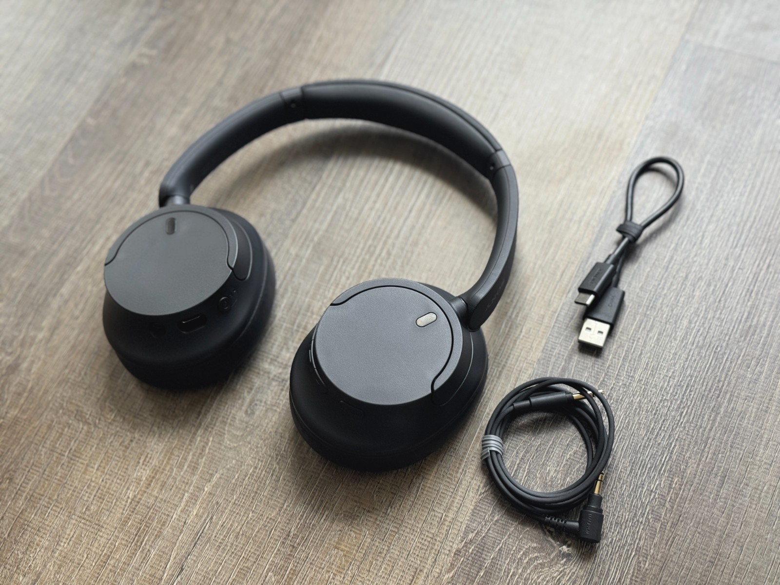 Sony WH-CH720N/B Noise Canceling Wireless Headphones WHCH720N – Black #OB