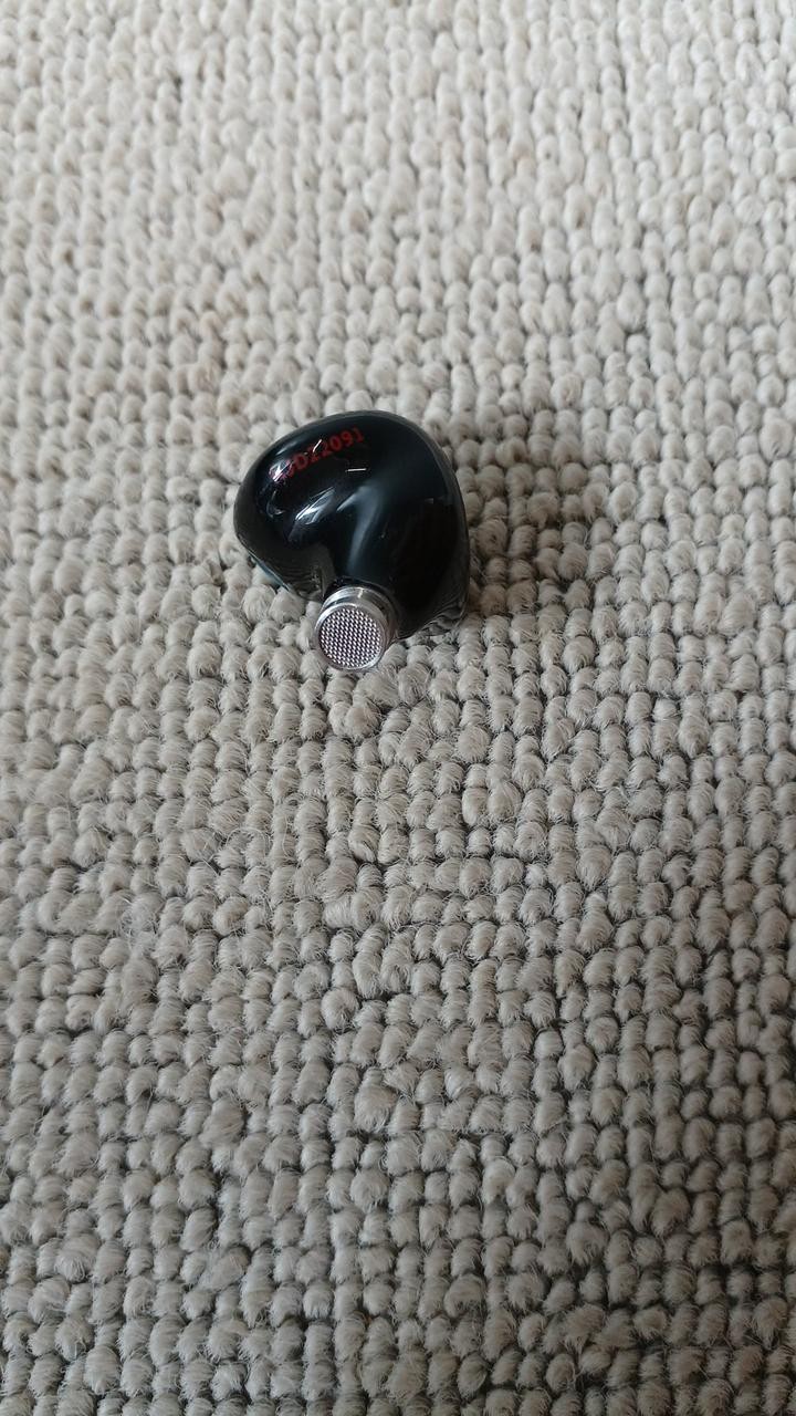 Noble Audio Jade Earphones In-Ear 17Ω 110dB 15Hz-25kHz Accessories