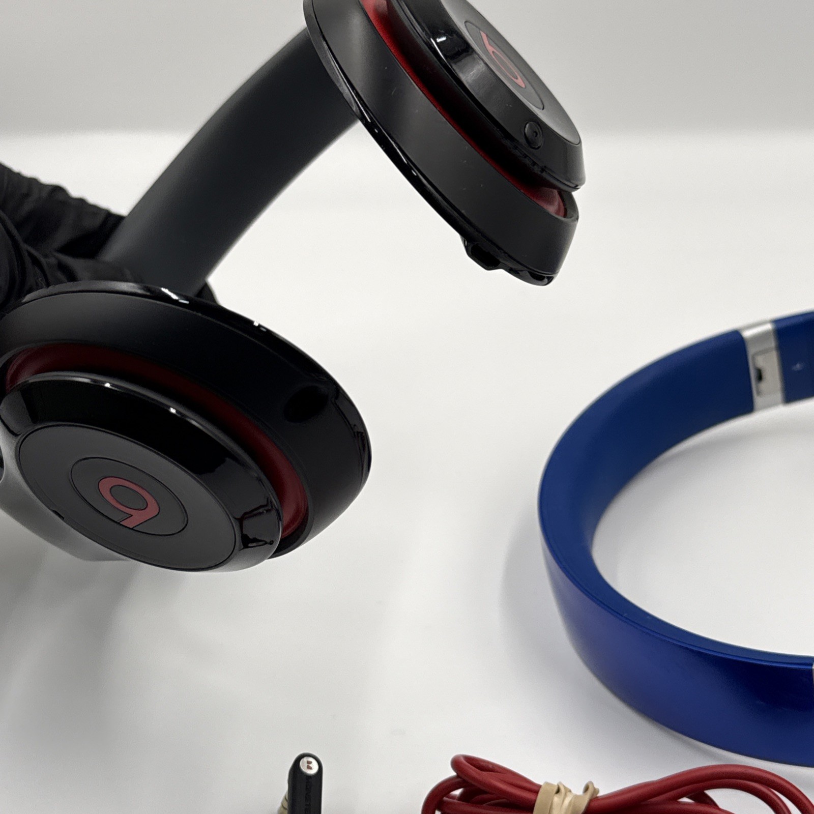 Lot Of 2 Beats by Dr. Dre Studio 2.0 Wired Headphones Over-Ear B0500 Works!!!
