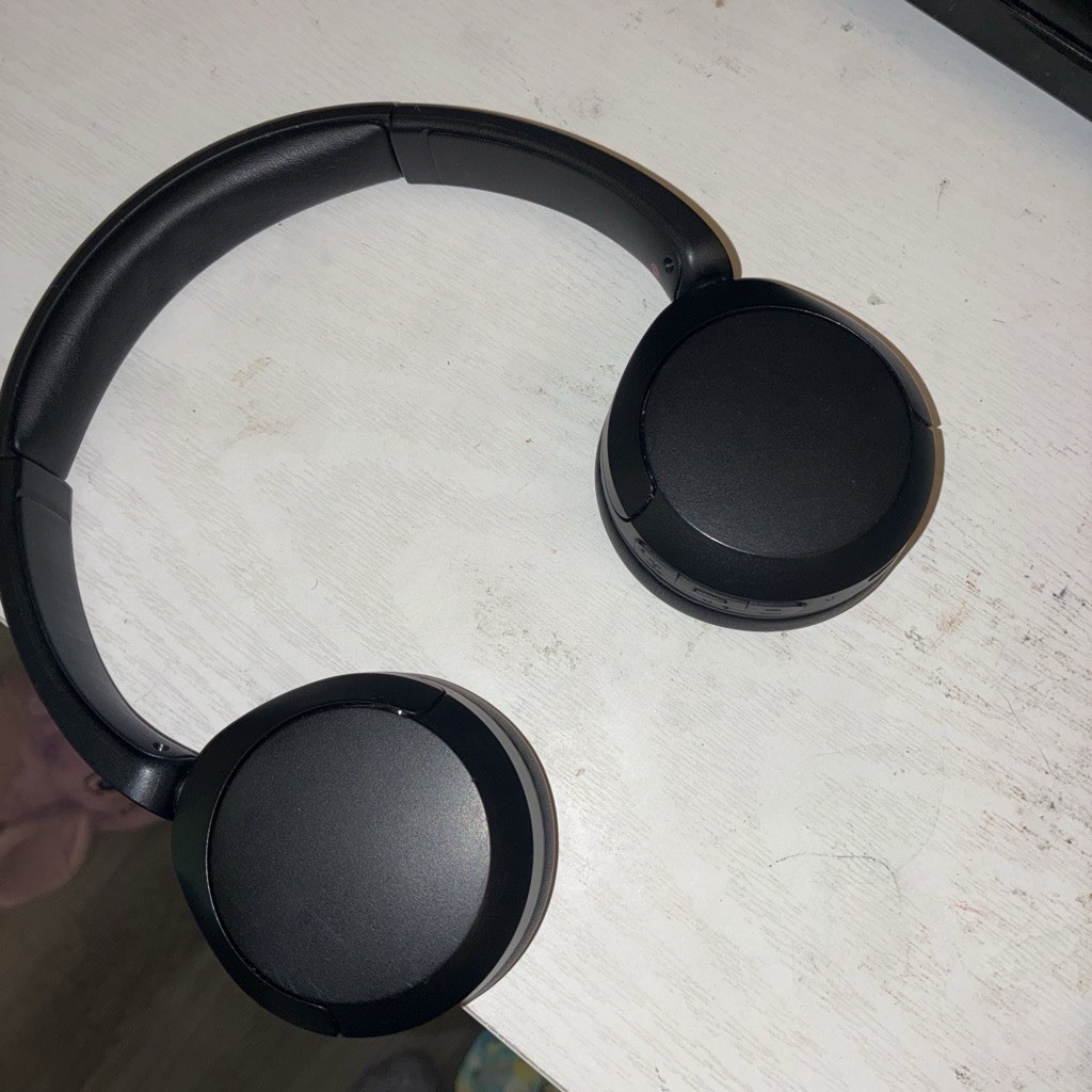 Sony MDR-ZX110 On-Ear Headband Headphones Black 2.5mm/3.5mm Double