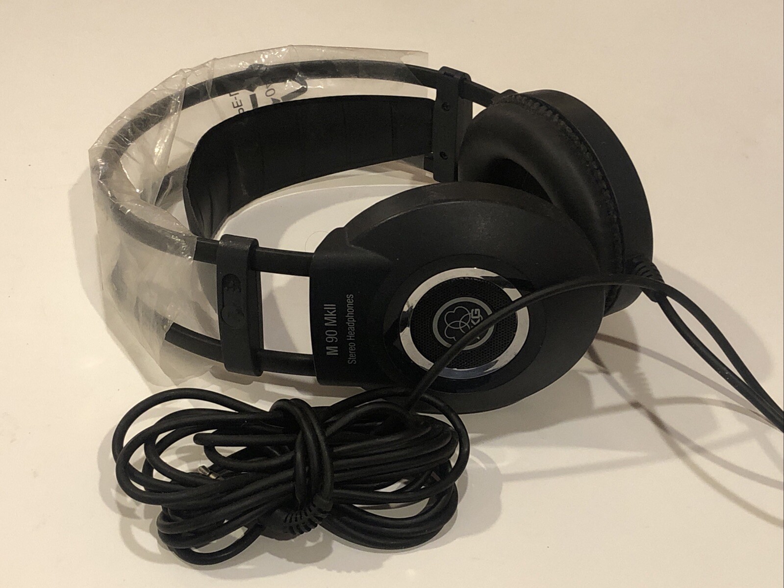 AKG M 90 MkII Mark 2 Mk2 Stereo Headphones Semi-open 3.5mm Never Used PERFECT!!!