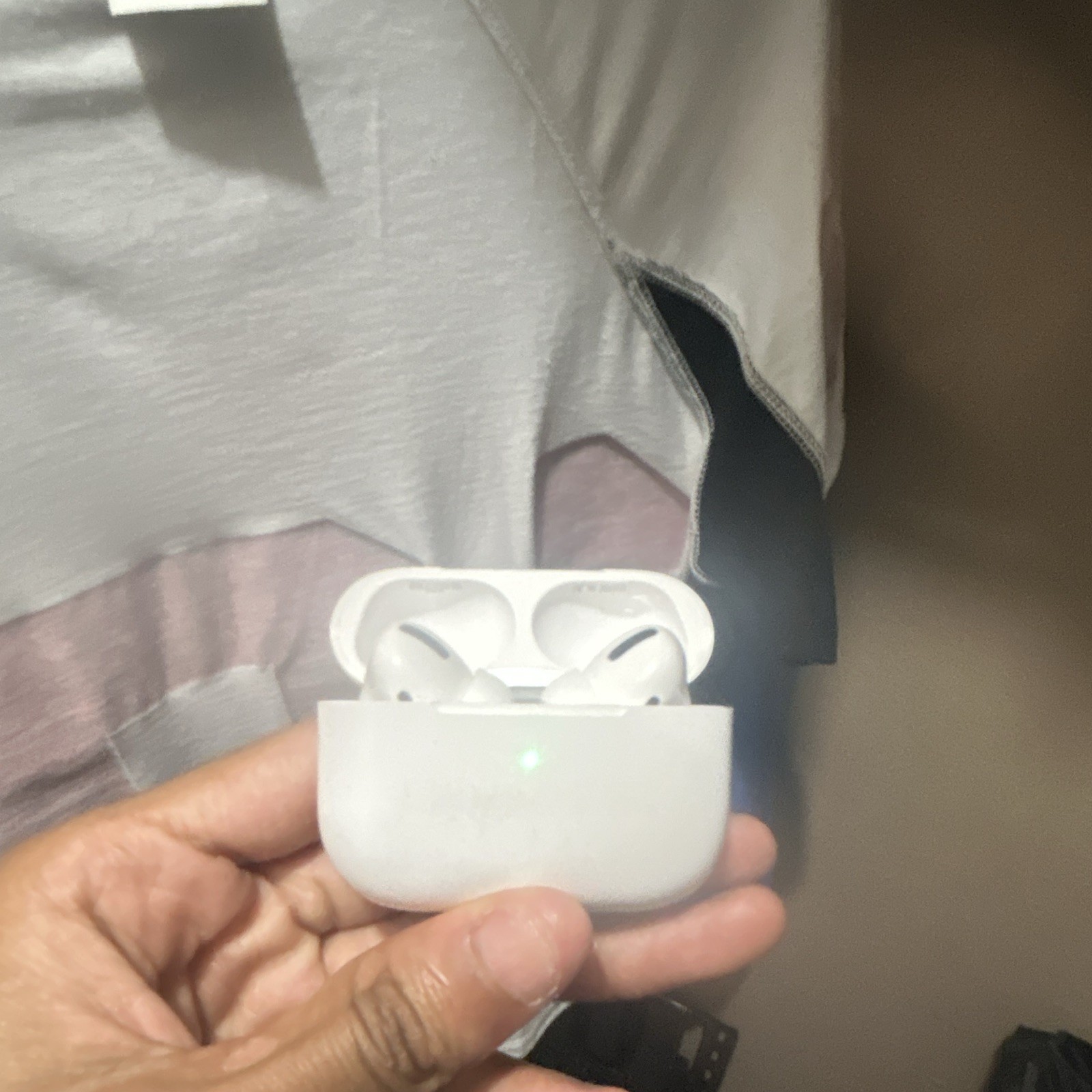 Apple AirPods 4 (ANC) In-Ear Earbuds Active Noise Cancellation Bluetooth White