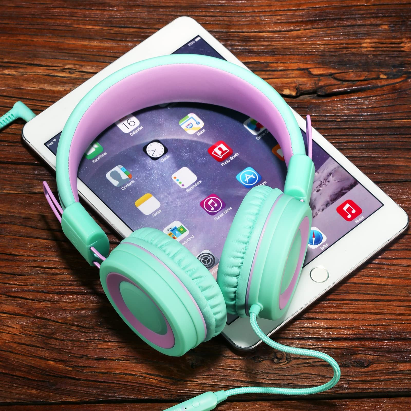 Green P10 Kids Headphones With Microphone 85/94dB Volume Control Foldable