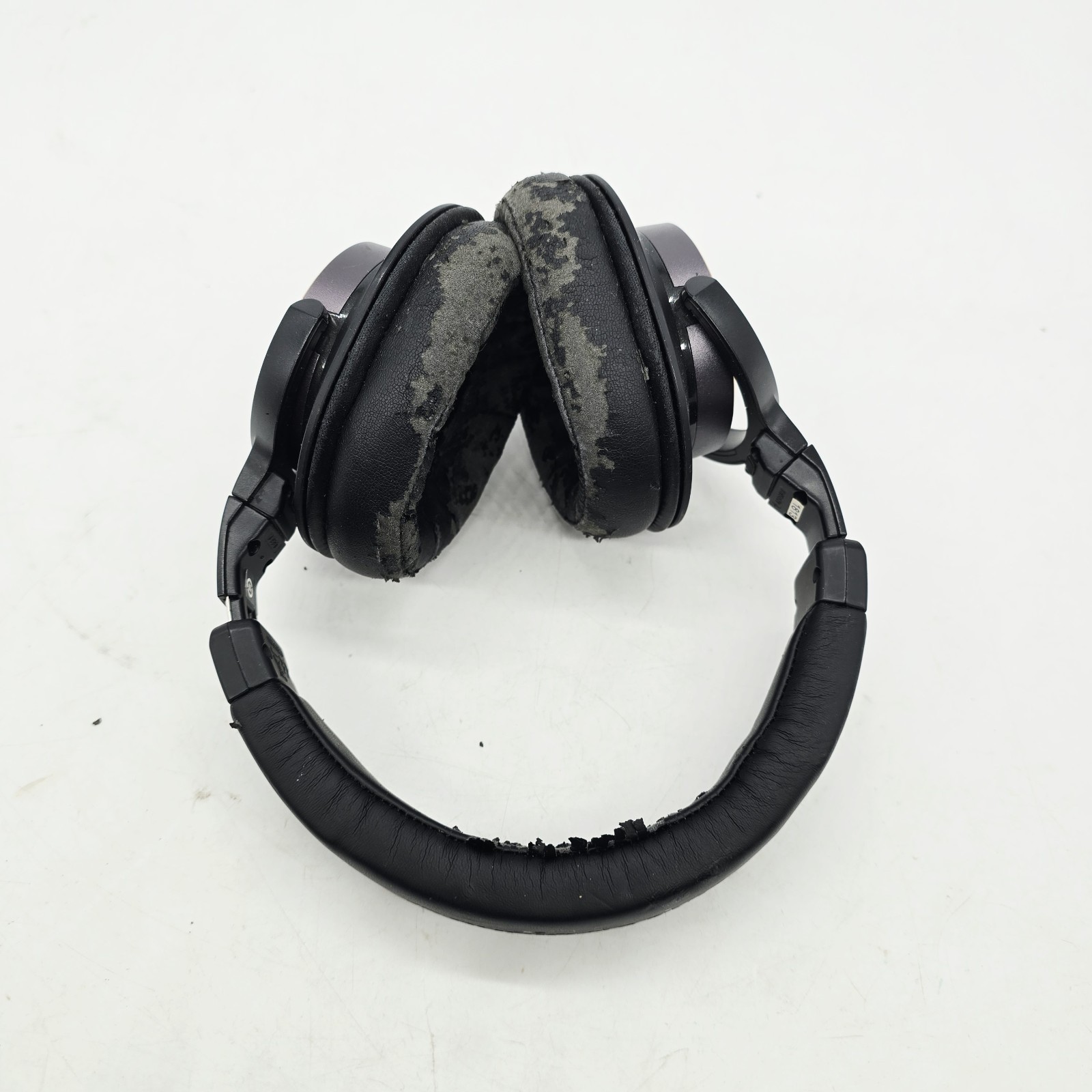Audio-Technica Headphones ATH-WS1100 Solid Bass Hi-Res Over-Ear Wired Tested