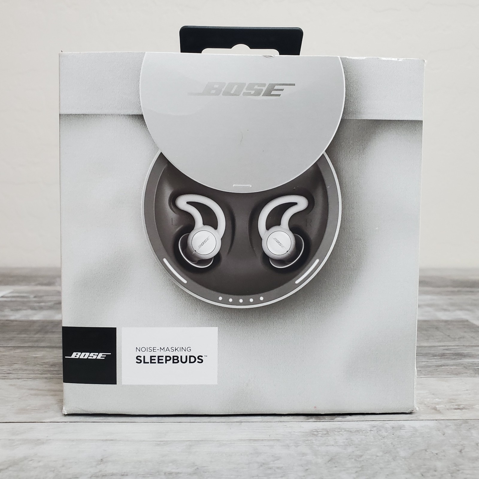 BOSE Noise-Masking SLEEPBUDS w Travel Case Model #785593-0010