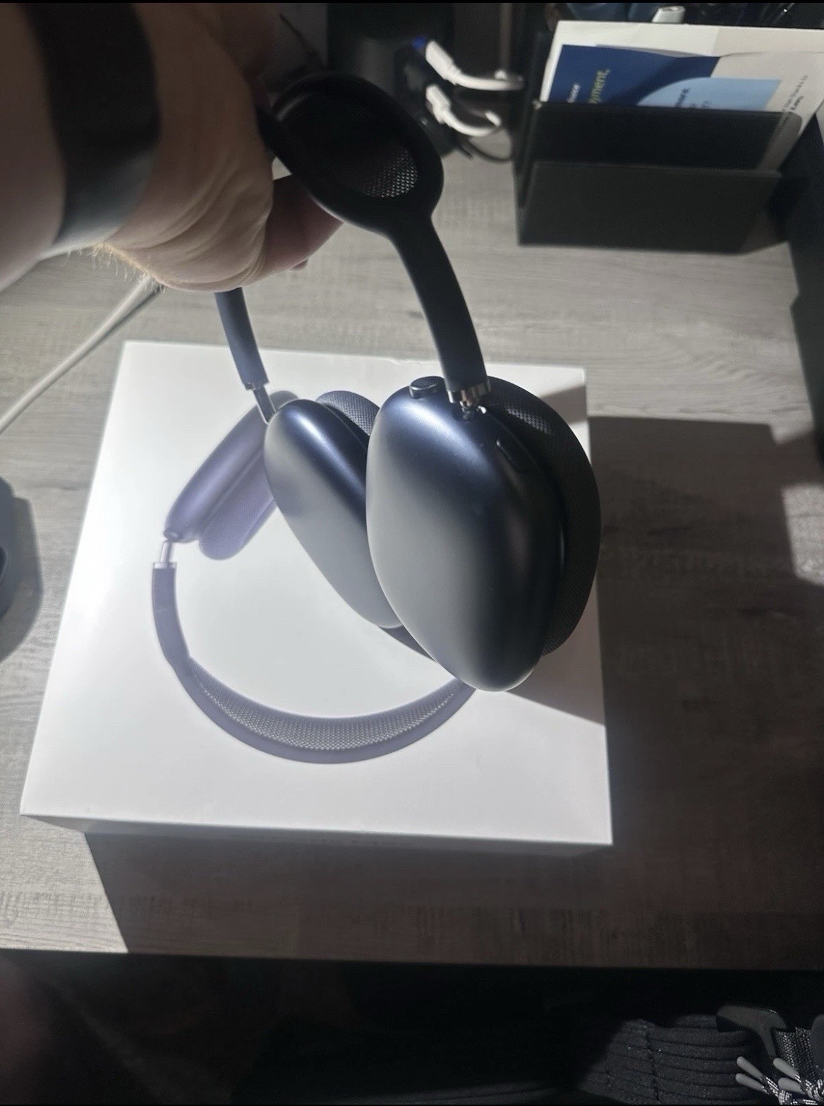 Apple AirPods Max Bluetooth Over-Ear ANC Headphones Black