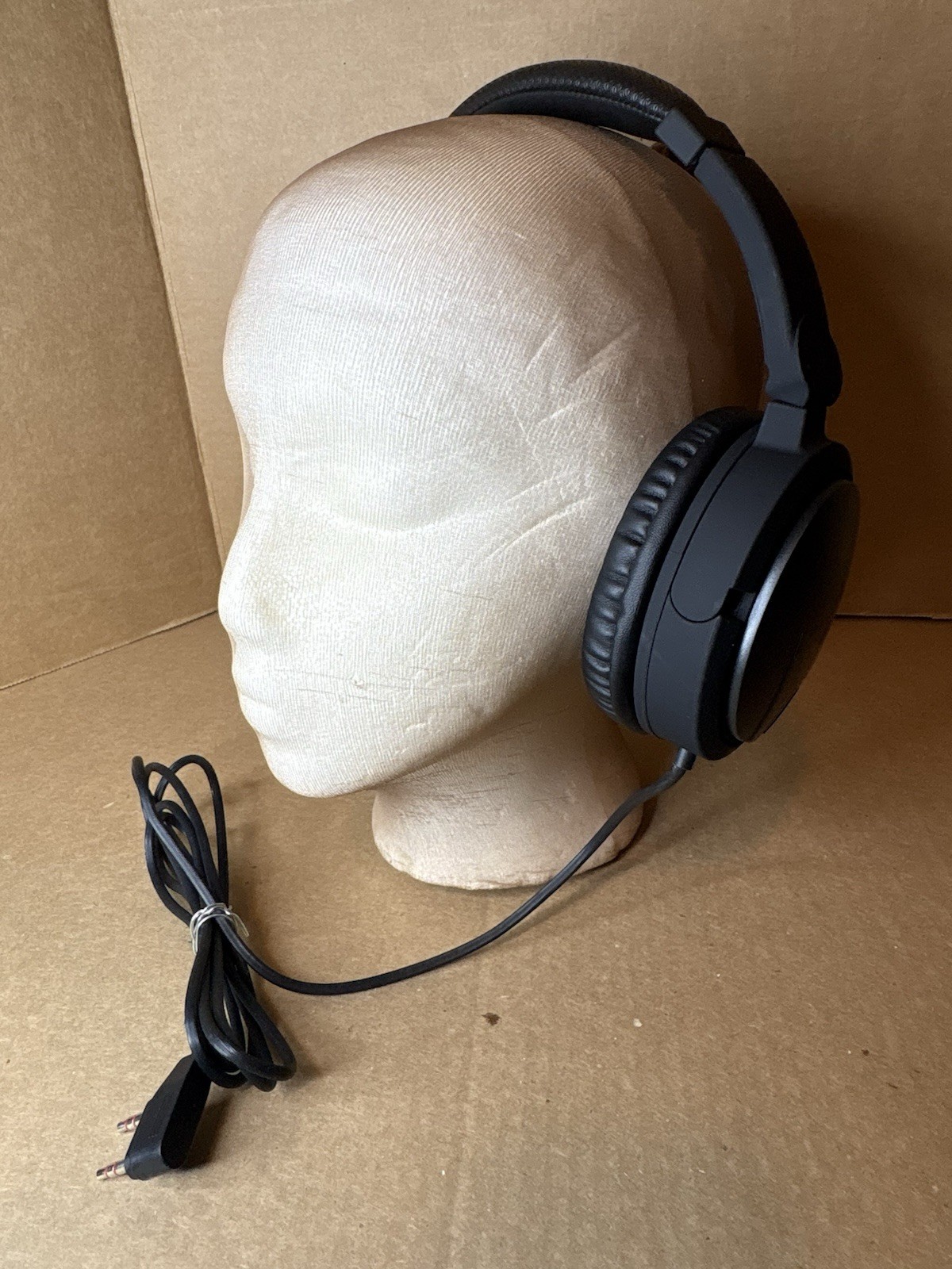 Delta Airlines First Class Premium Head Phones Pre-owned 044208423, On the Ear