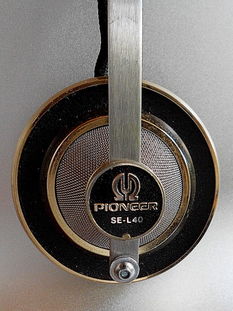 Pioneer SE-L40 headphones IN CASE vintage retro Fostex Focal Technics grouping