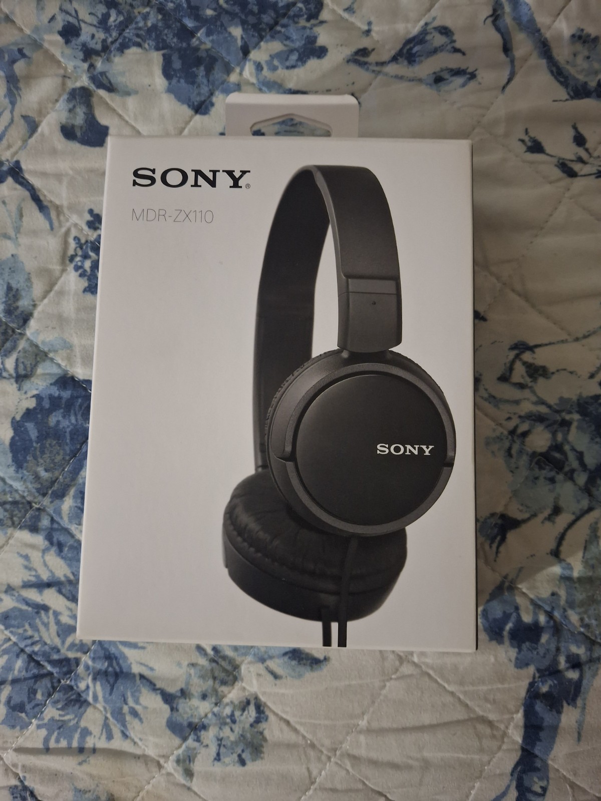 Sony MDR-ZX110 Wired On-Ear Headphones Black Foldable Noise Isolating 1.2m