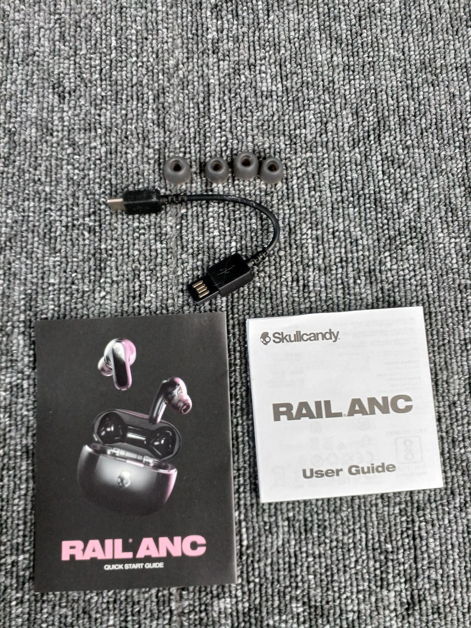 Skullcandy SIPW-P740 Wireless Earphones 12mm Driver Deep Bass