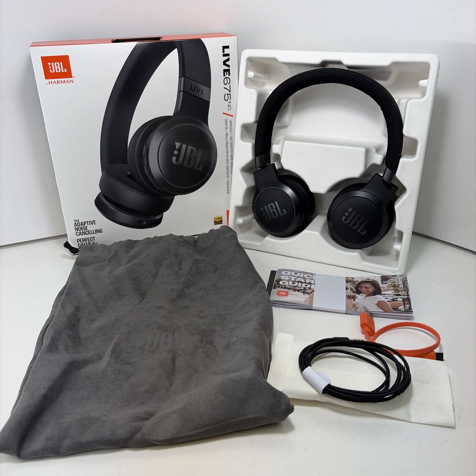 JBL Live 675NC wireless on-ear headphones, New, Open Box